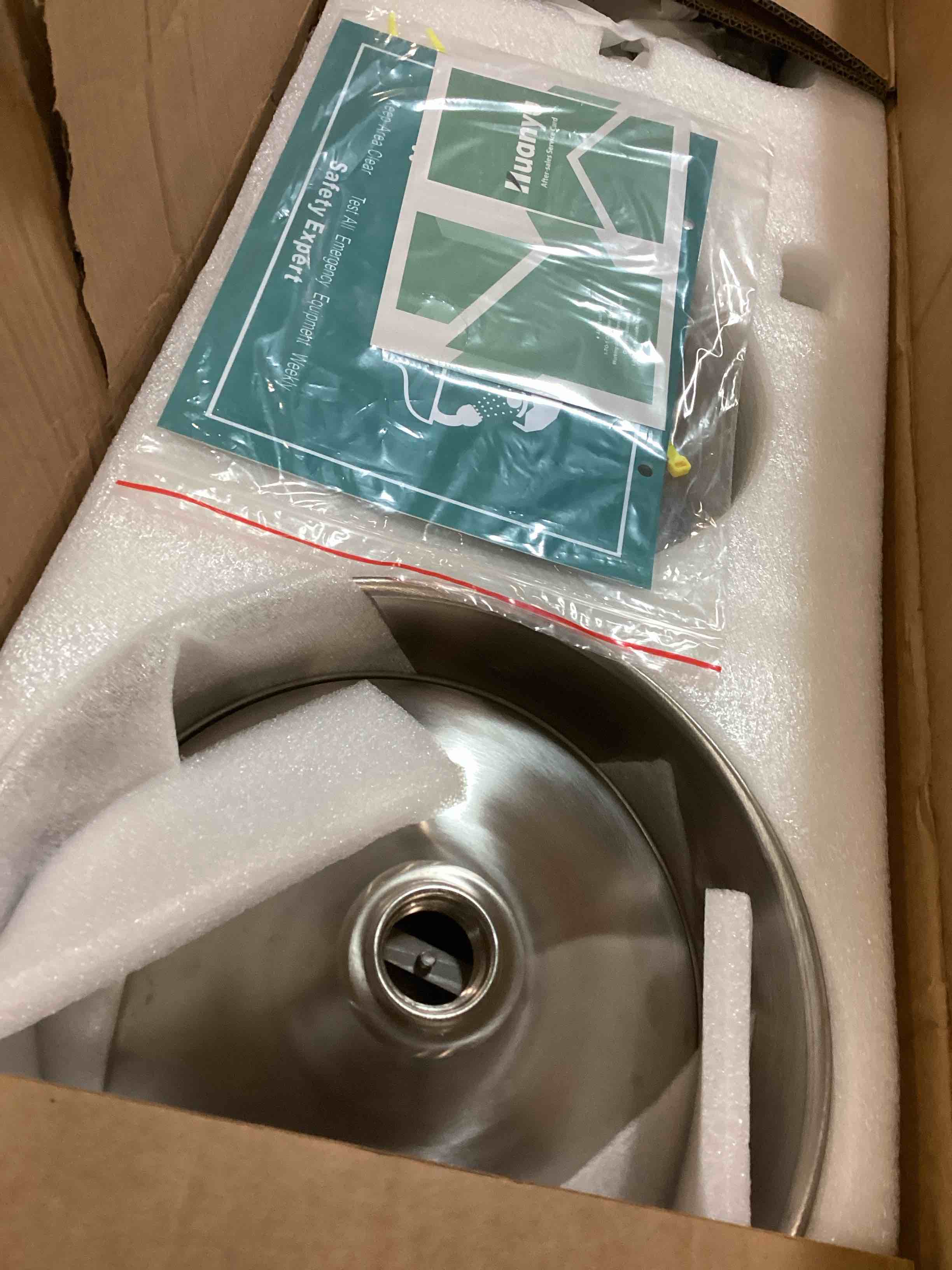 https://s3.amazonaws.com/lotting-images-prod/bidfta/GRN5725523_1707075266588.jpeg