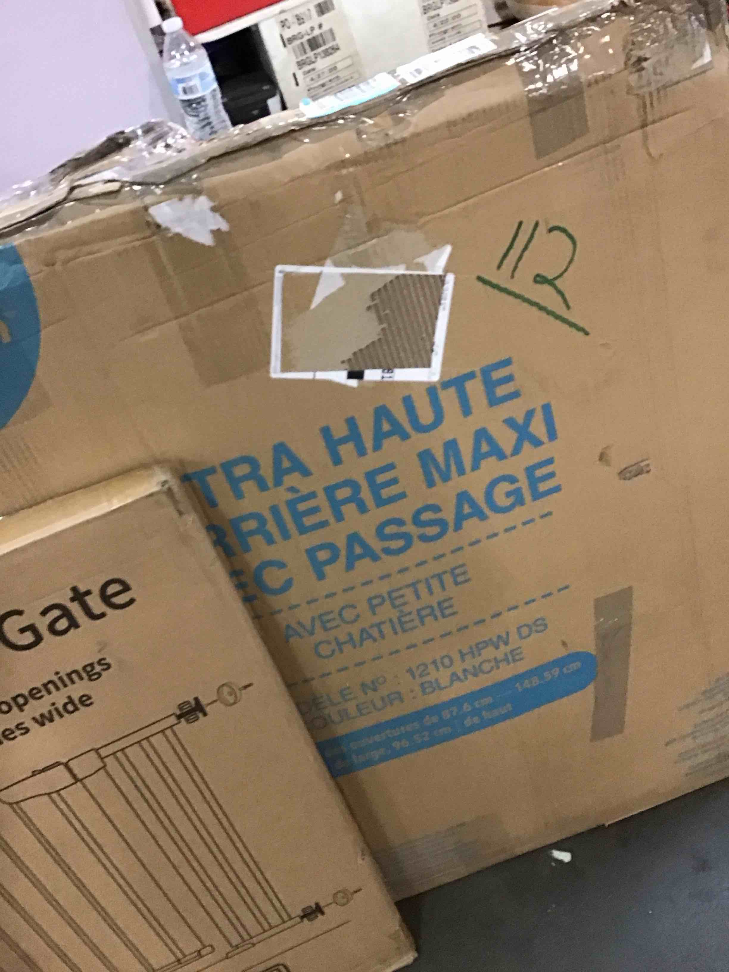 https://s3.amazonaws.com/lotting-images-prod/bidfta/GRN5725841_1707226952287.jpeg