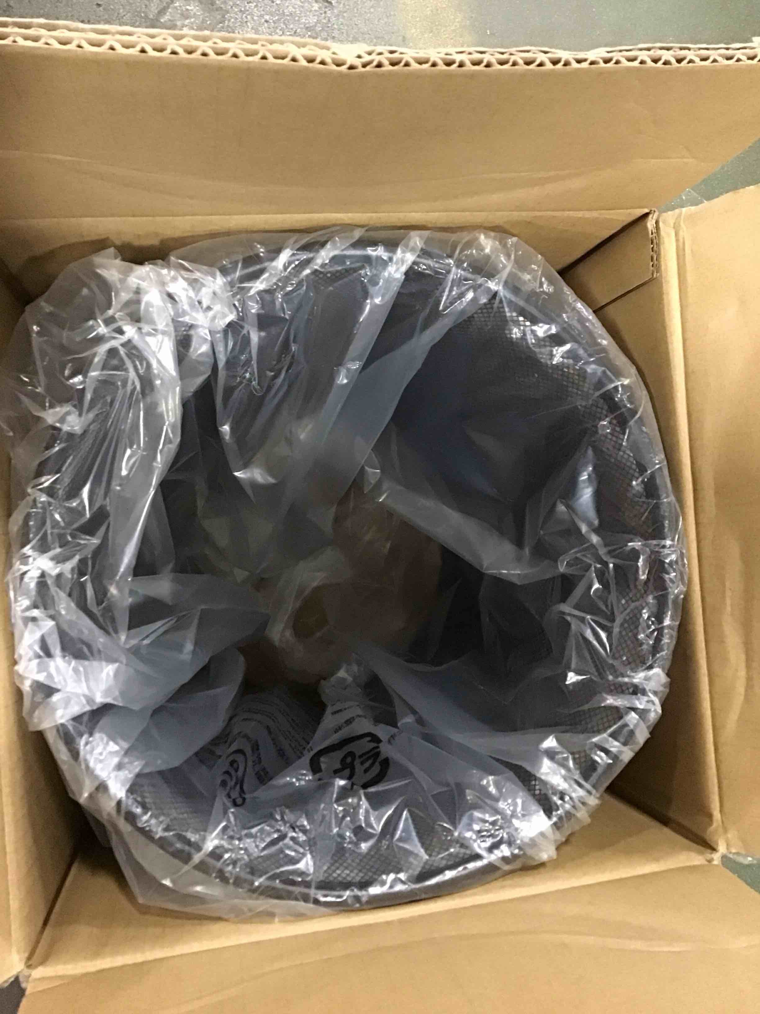 https://s3.amazonaws.com/lotting-images-prod/bidfta/GRN5726577_1706973549778.jpeg