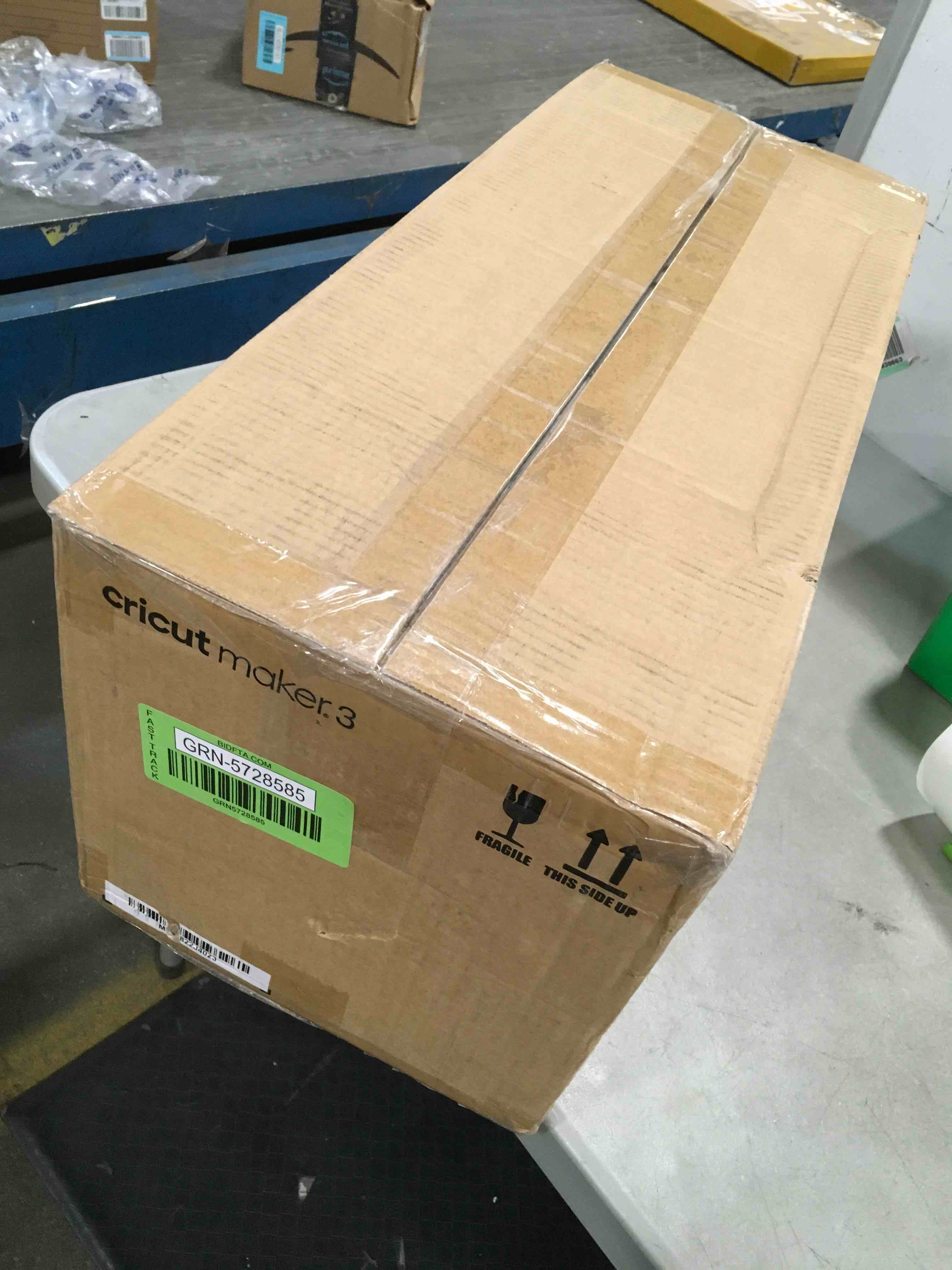 https://s3.amazonaws.com/lotting-images-prod/bidfta/GRN5728585_1707485975818.jpeg