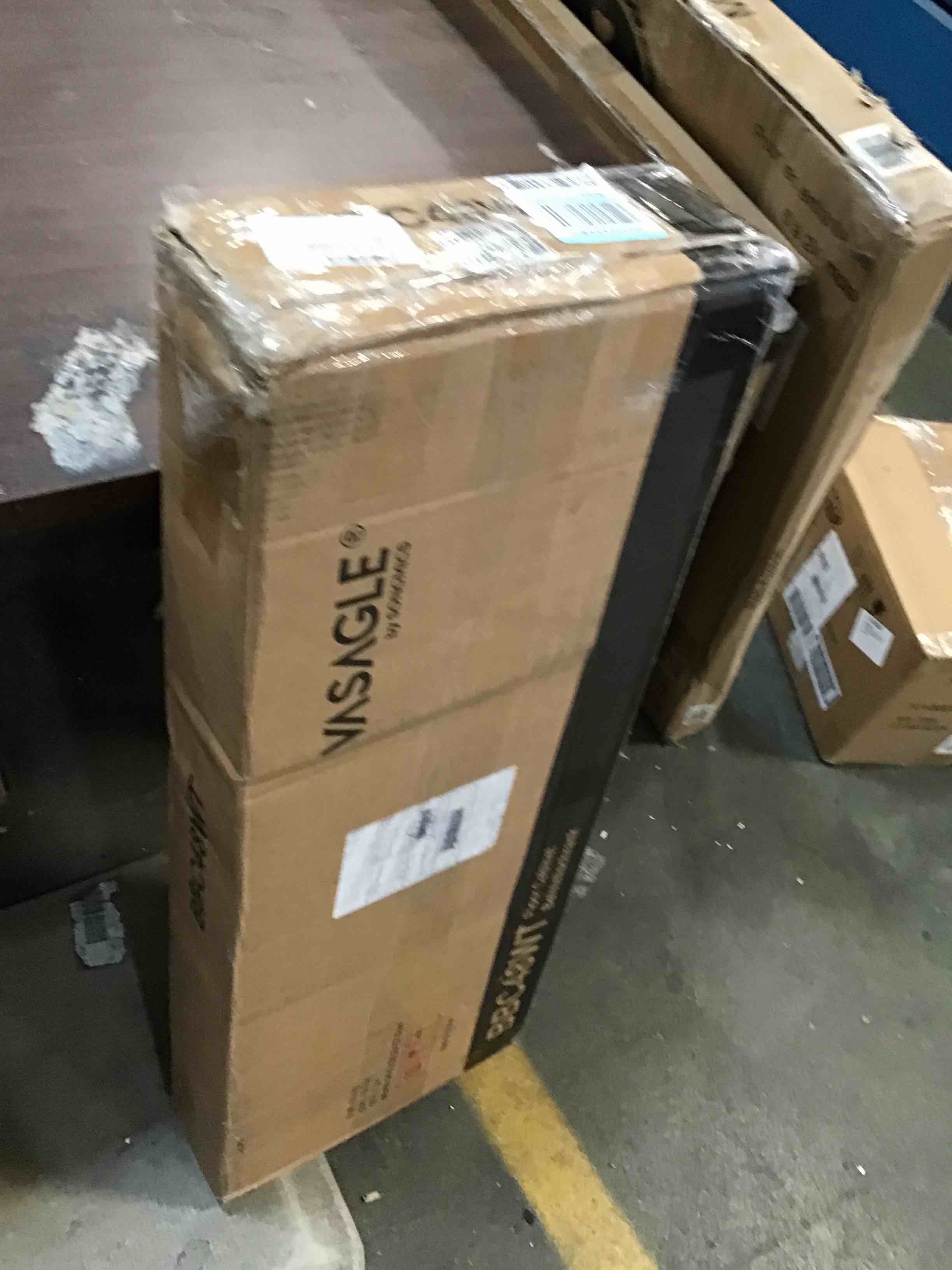 https://s3.amazonaws.com/lotting-images-prod/bidfta/GRN5729121_1706798595631.jpeg