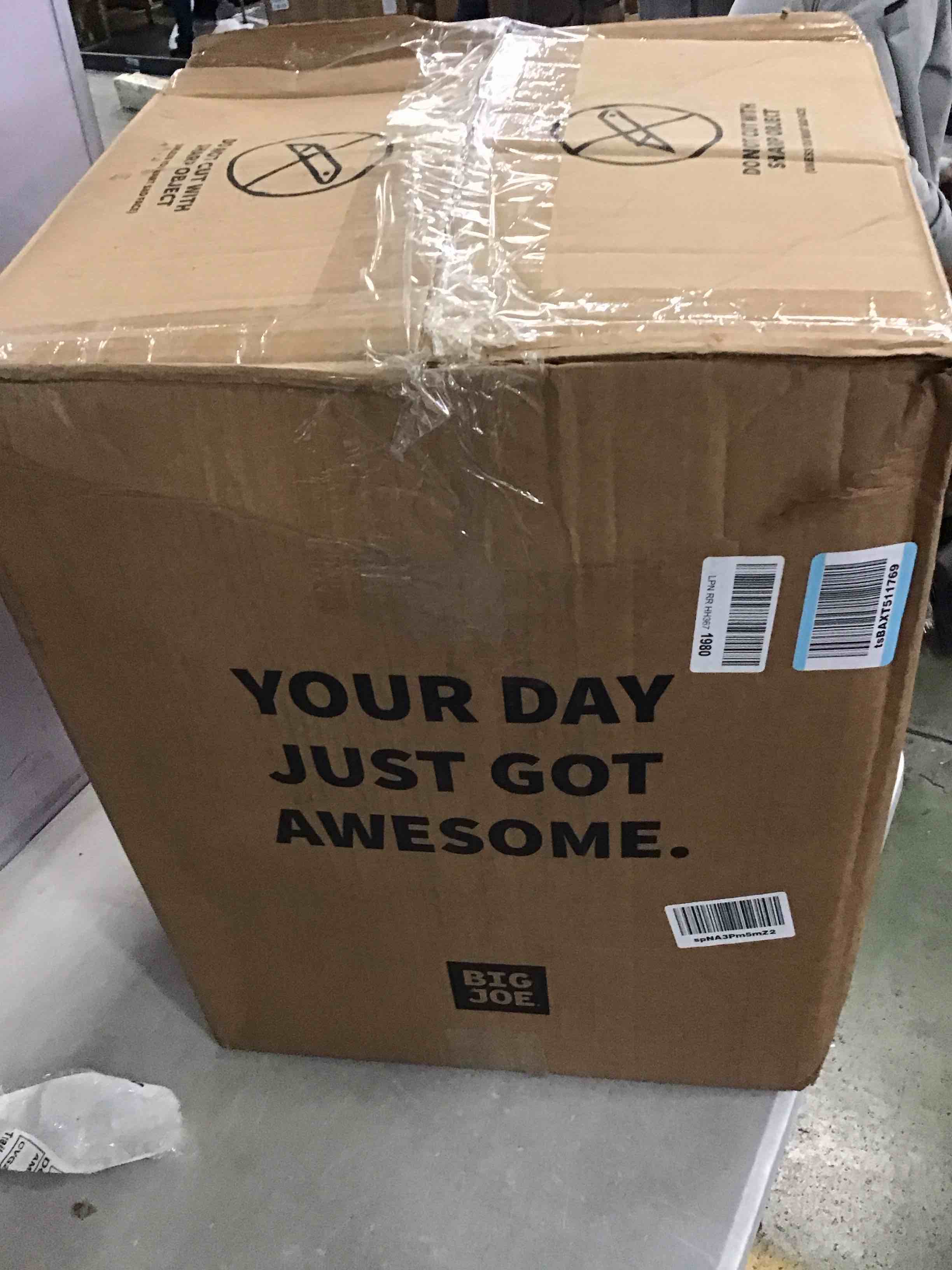 https://s3.amazonaws.com/lotting-images-prod/bidfta/GRN5729949_1707237812748.jpeg