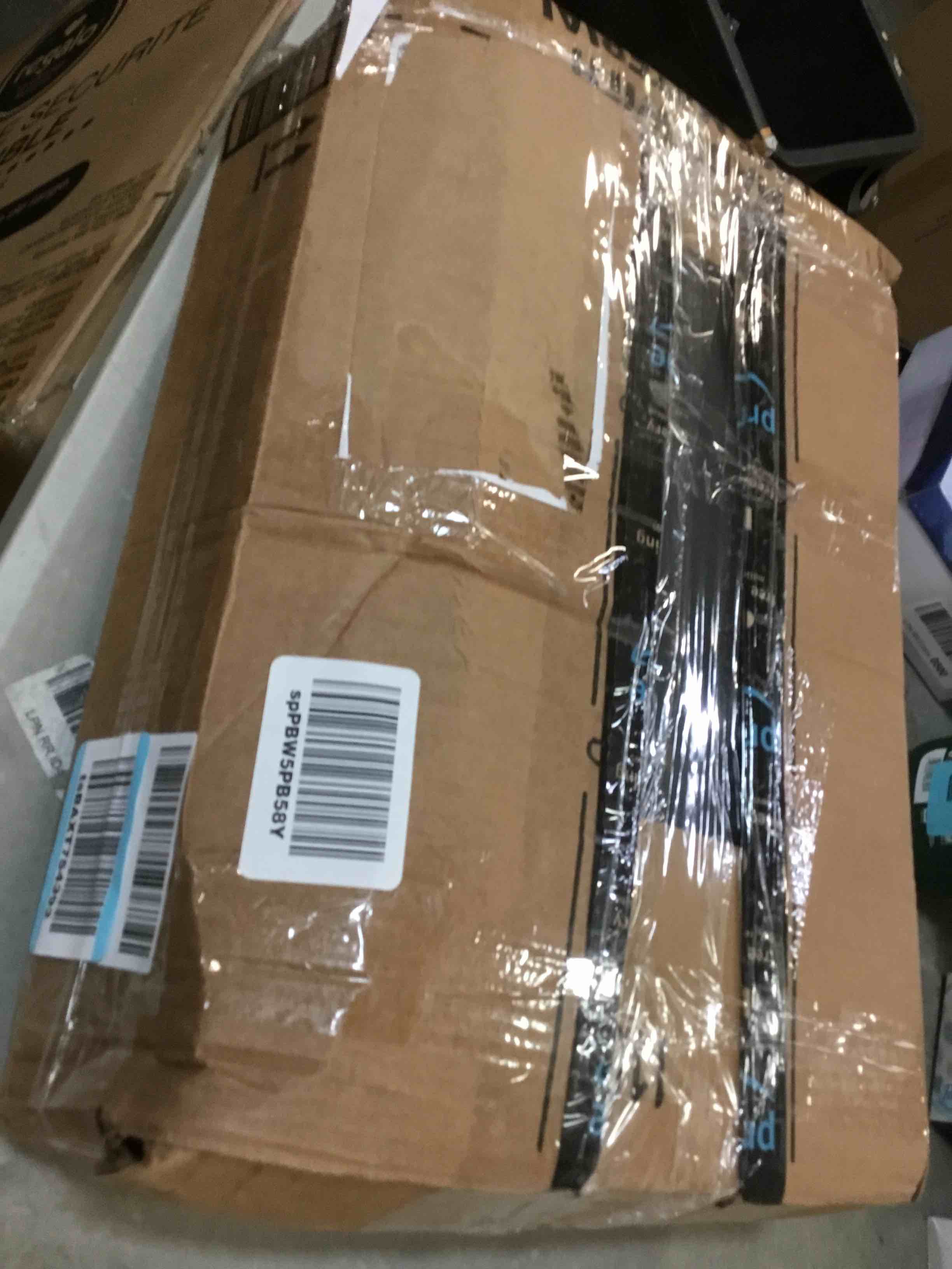 https://s3.amazonaws.com/lotting-images-prod/bidfta/GRN5731252_1706899670060.jpeg