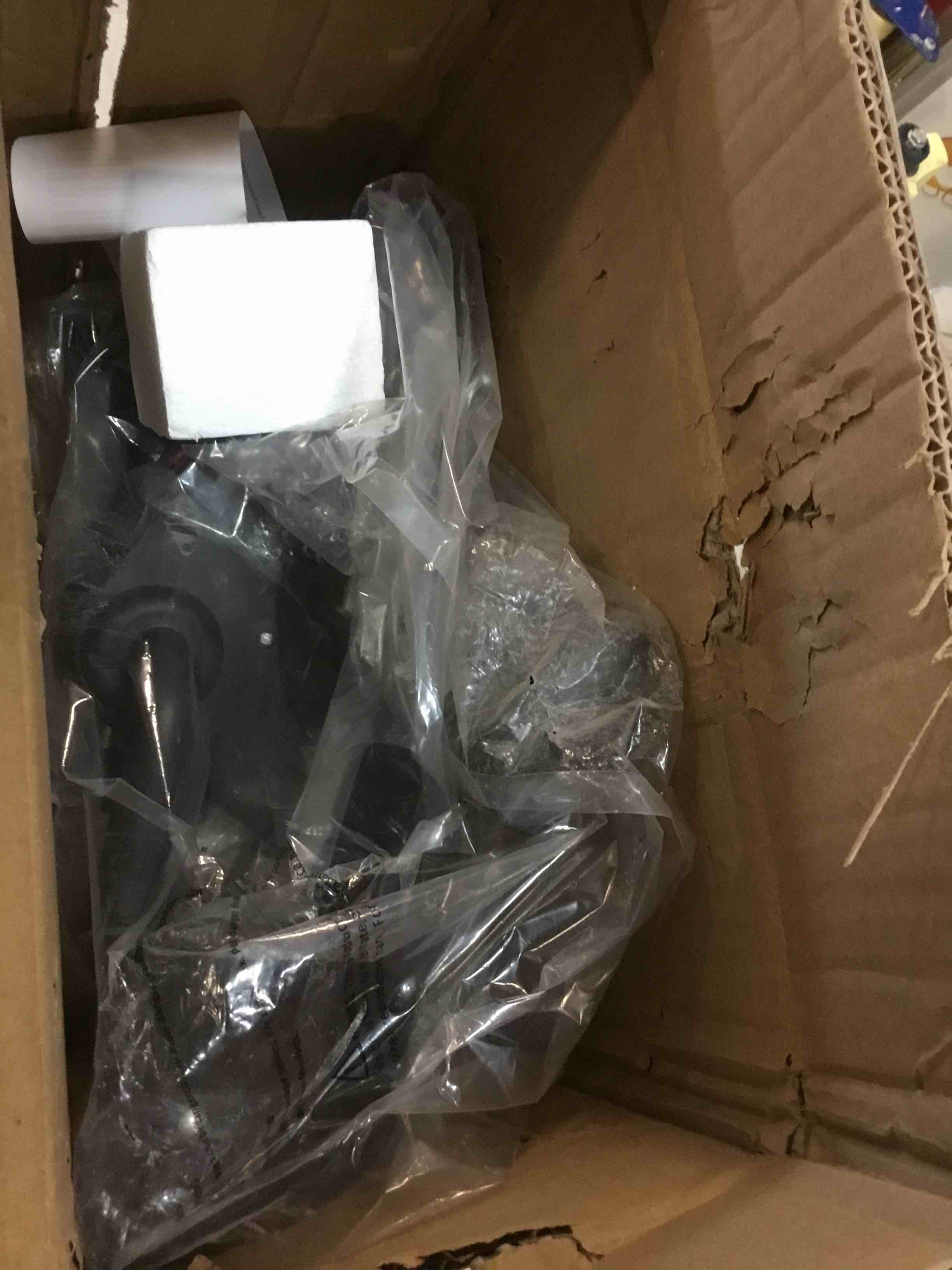 https://s3.amazonaws.com/lotting-images-prod/bidfta/GRN5731397_1706975395089.jpeg