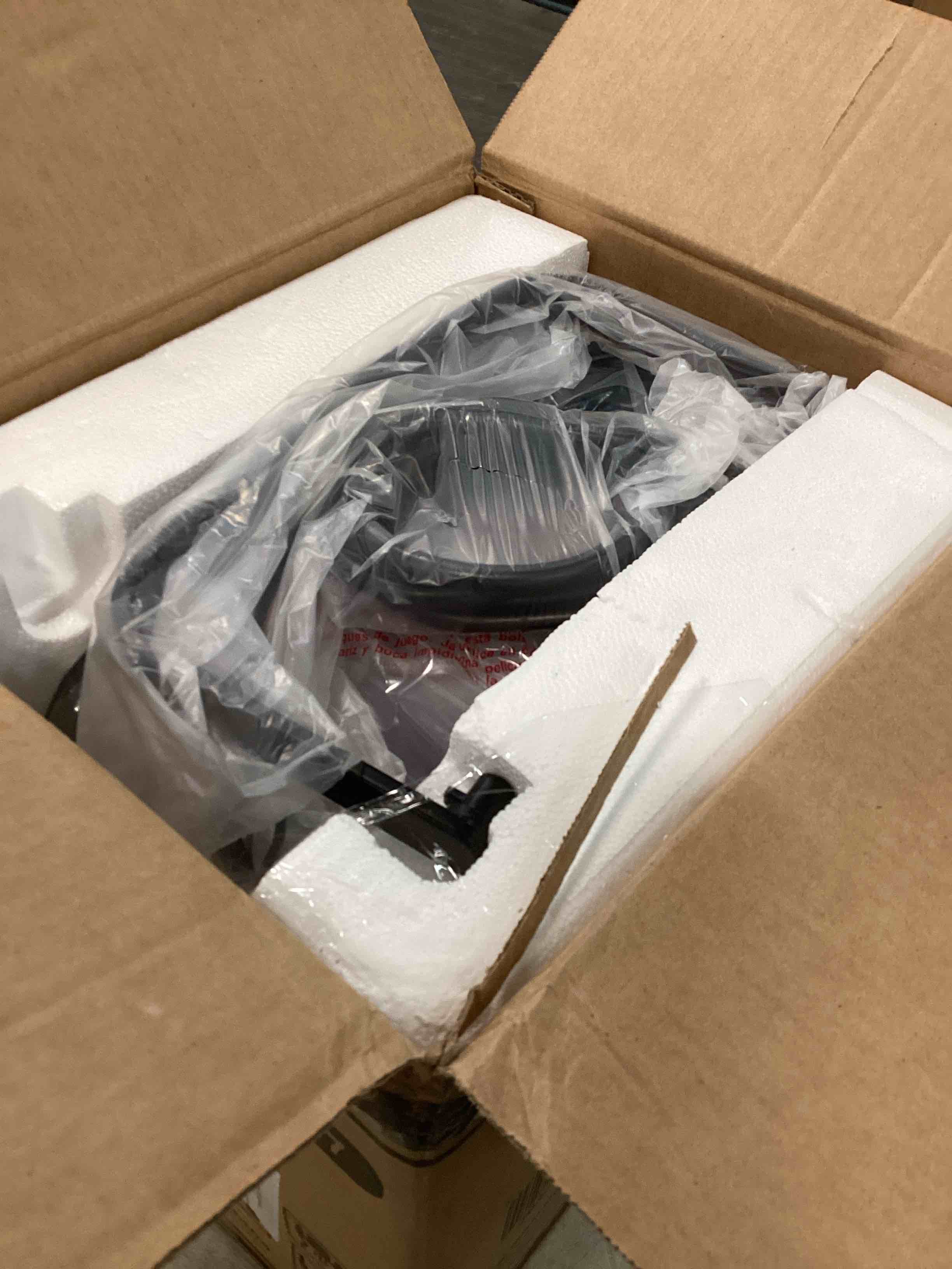 https://s3.amazonaws.com/lotting-images-prod/bidfta/GRN5732057_1703601725642.jpeg