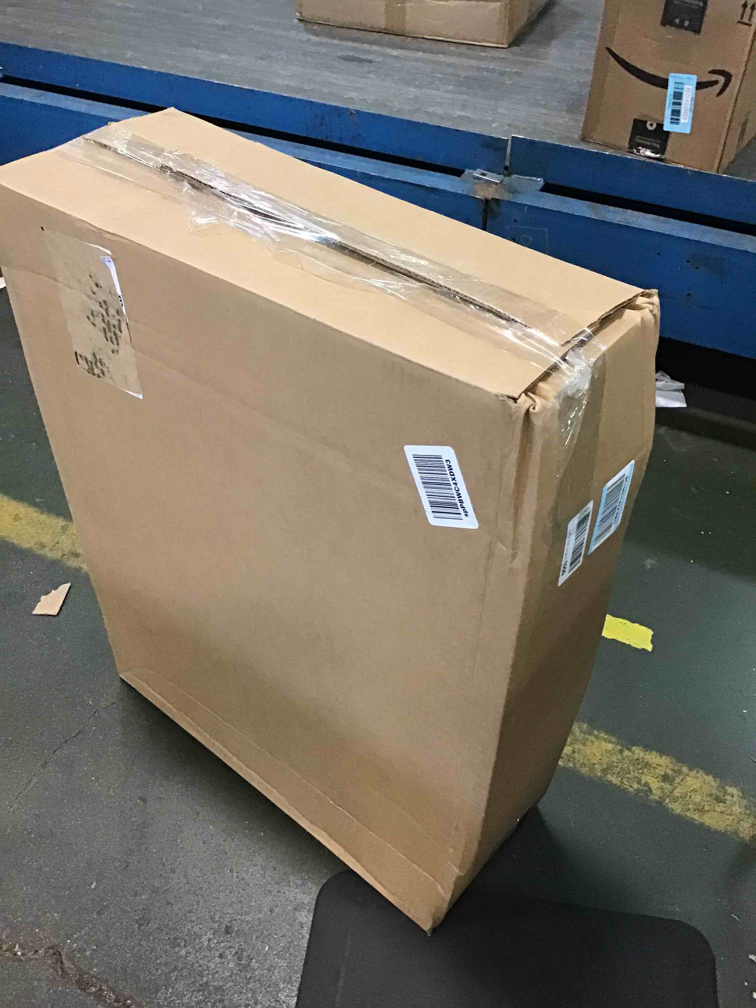 https://s3.amazonaws.com/lotting-images-prod/bidfta/GRN5732525_1703704837818.jpeg
