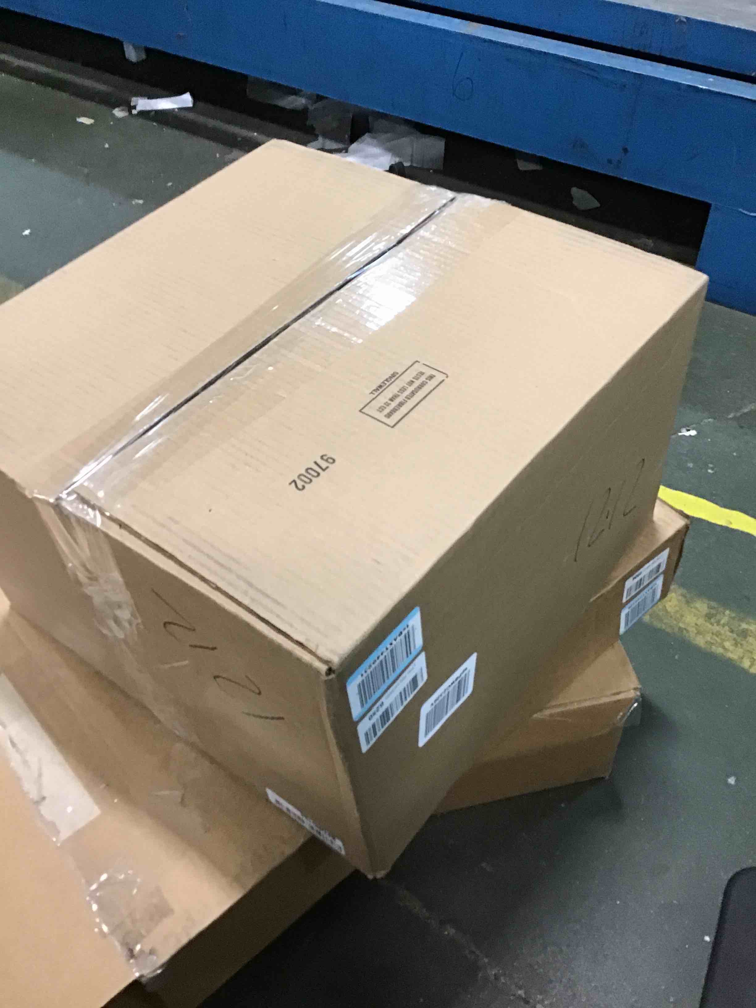 https://s3.amazonaws.com/lotting-images-prod/bidfta/GRN5732581_1703711373416.jpeg