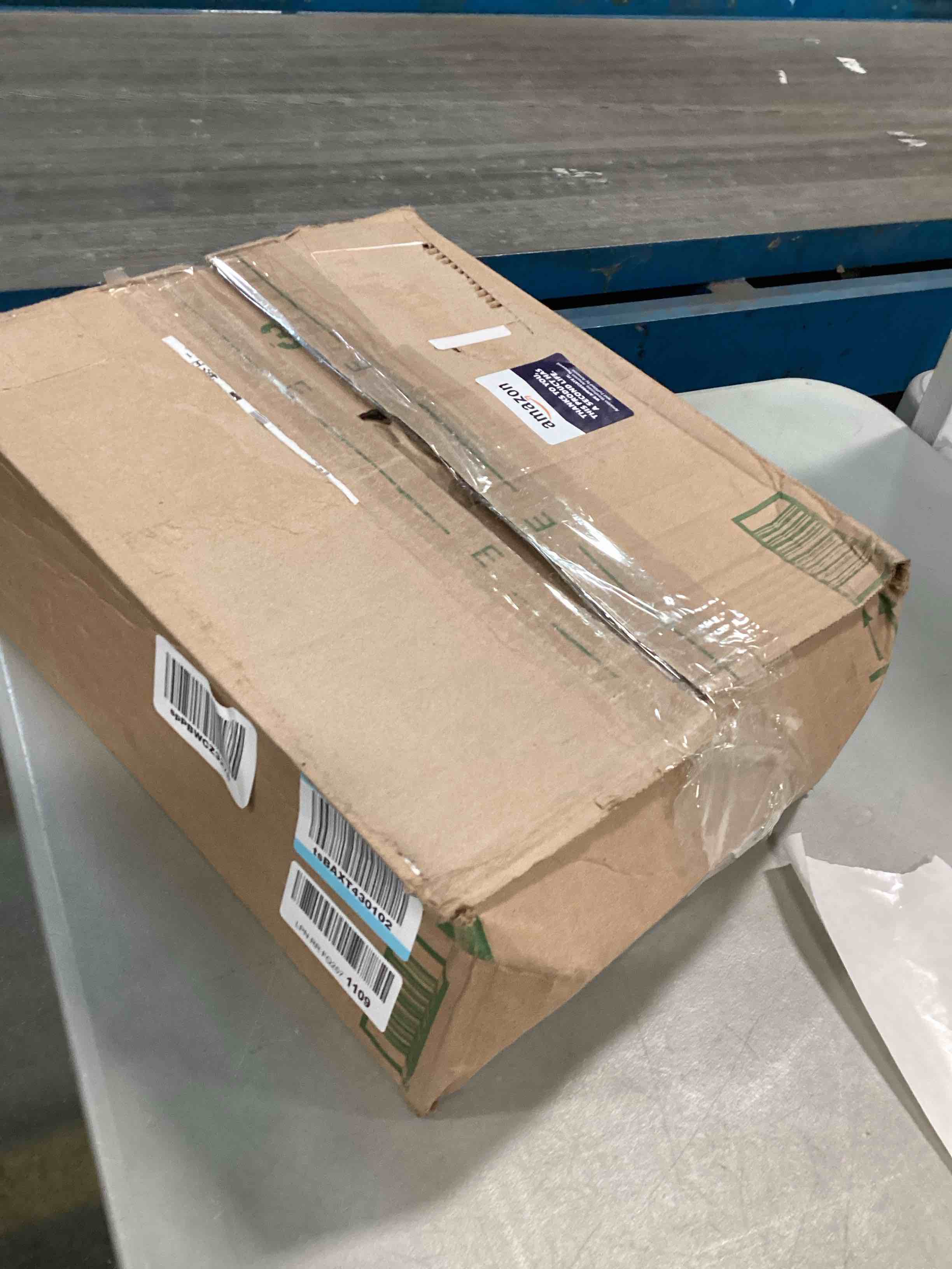 https://s3.amazonaws.com/lotting-images-prod/bidfta/GRN5732601_1703766093669.jpeg