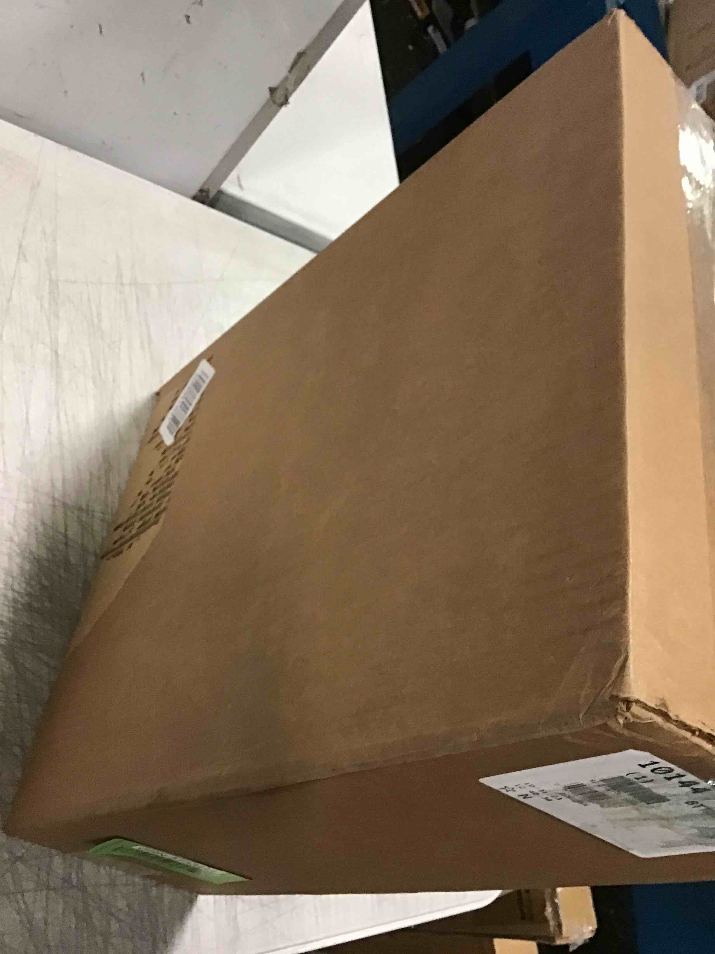 https://s3.amazonaws.com/lotting-images-prod/bidfta/GRN5733444_1703355375368.jpeg