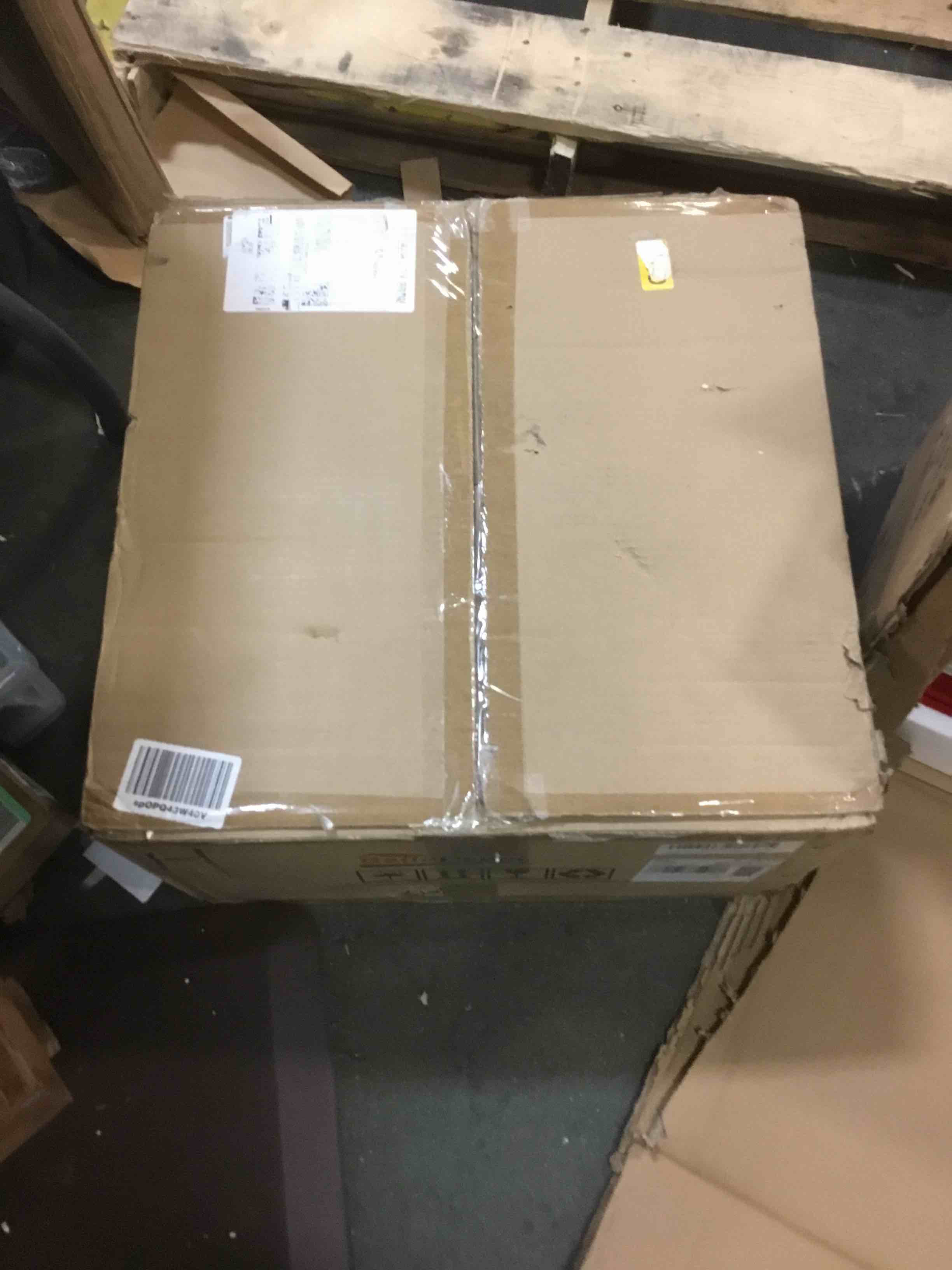 https://s3.amazonaws.com/lotting-images-prod/bidfta/GRN5733721_1703624421974.jpeg