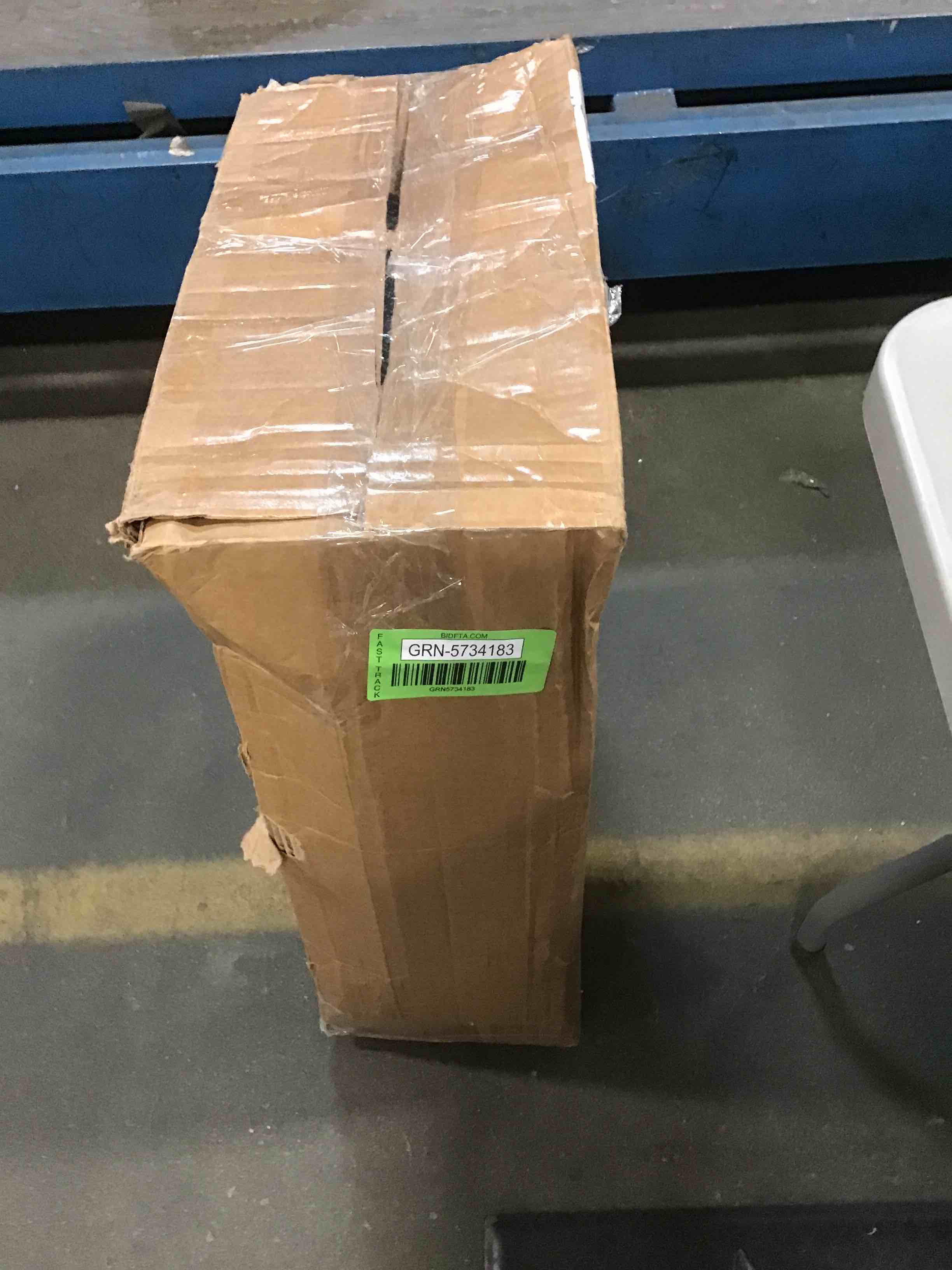 https://s3.amazonaws.com/lotting-images-prod/bidfta/GRN5734183_1703853762922.jpeg