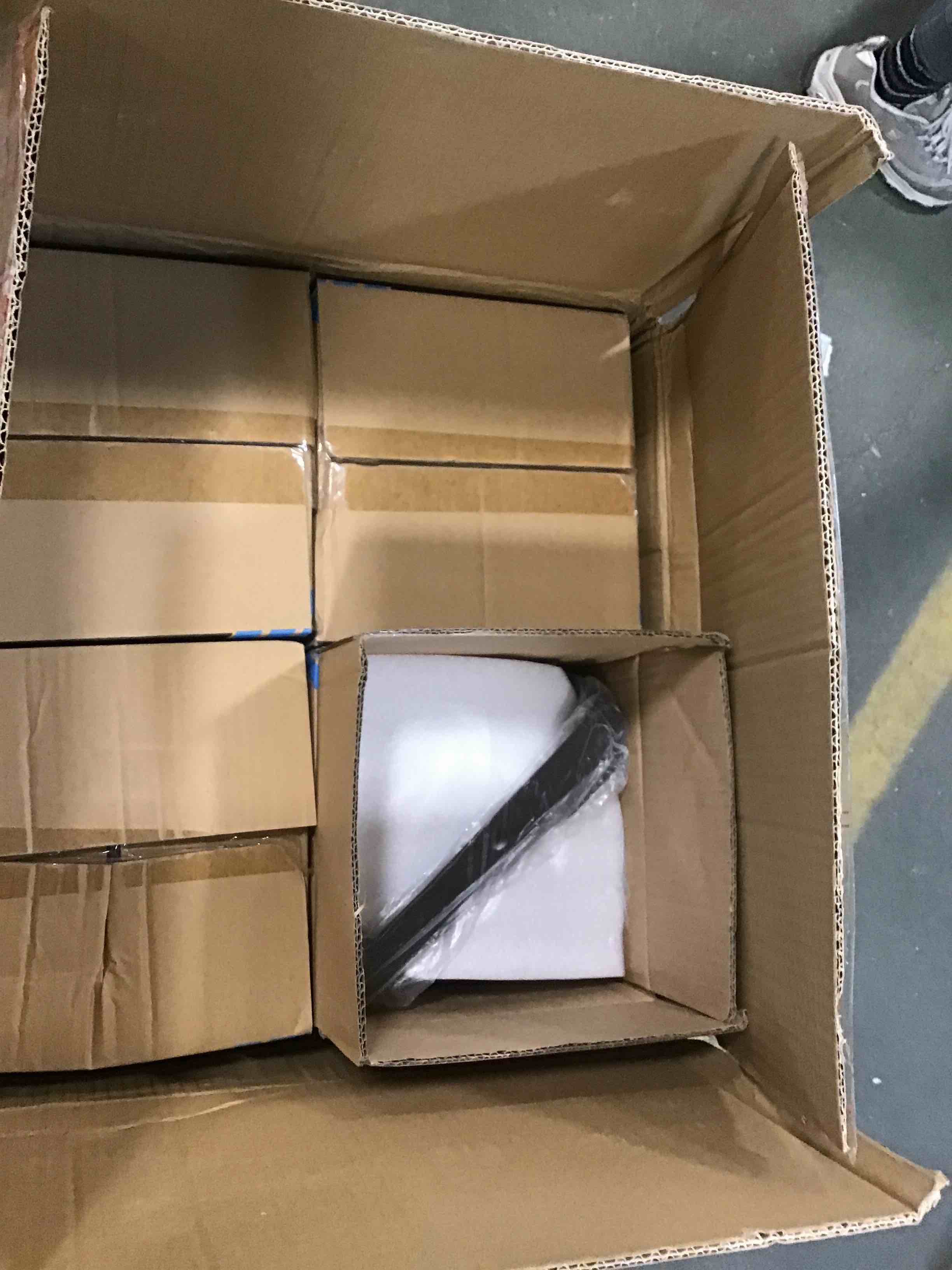 https://s3.amazonaws.com/lotting-images-prod/bidfta/GRN5734285_1703867361563.jpeg