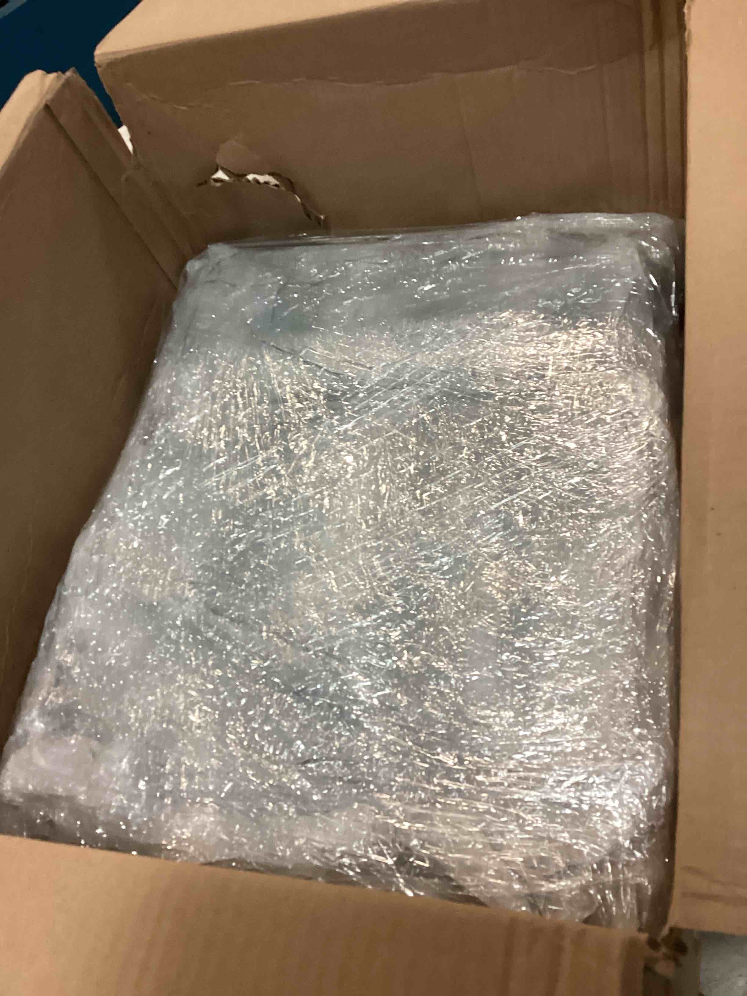 https://s3.amazonaws.com/lotting-images-prod/bidfta/GRN5734960_1703347702608.jpeg