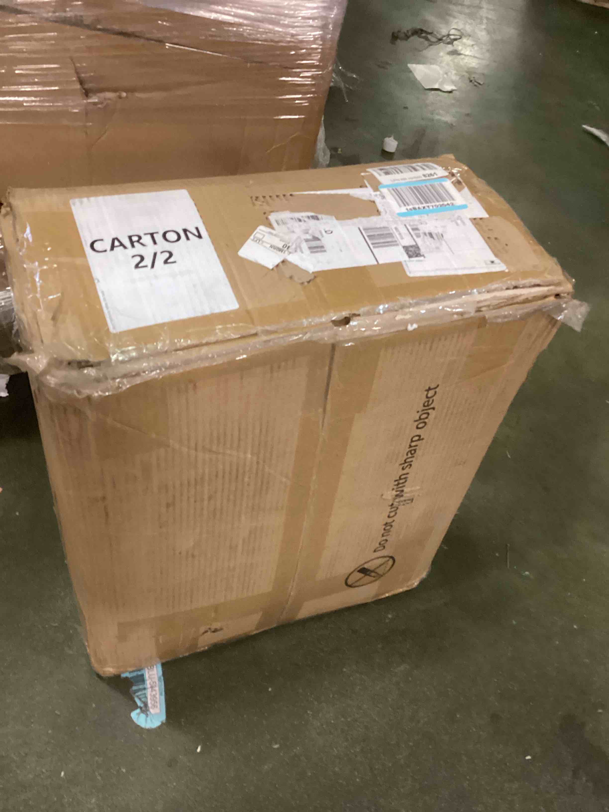 https://s3.amazonaws.com/lotting-images-prod/bidfta/GRN5735253_1703622806703.jpeg