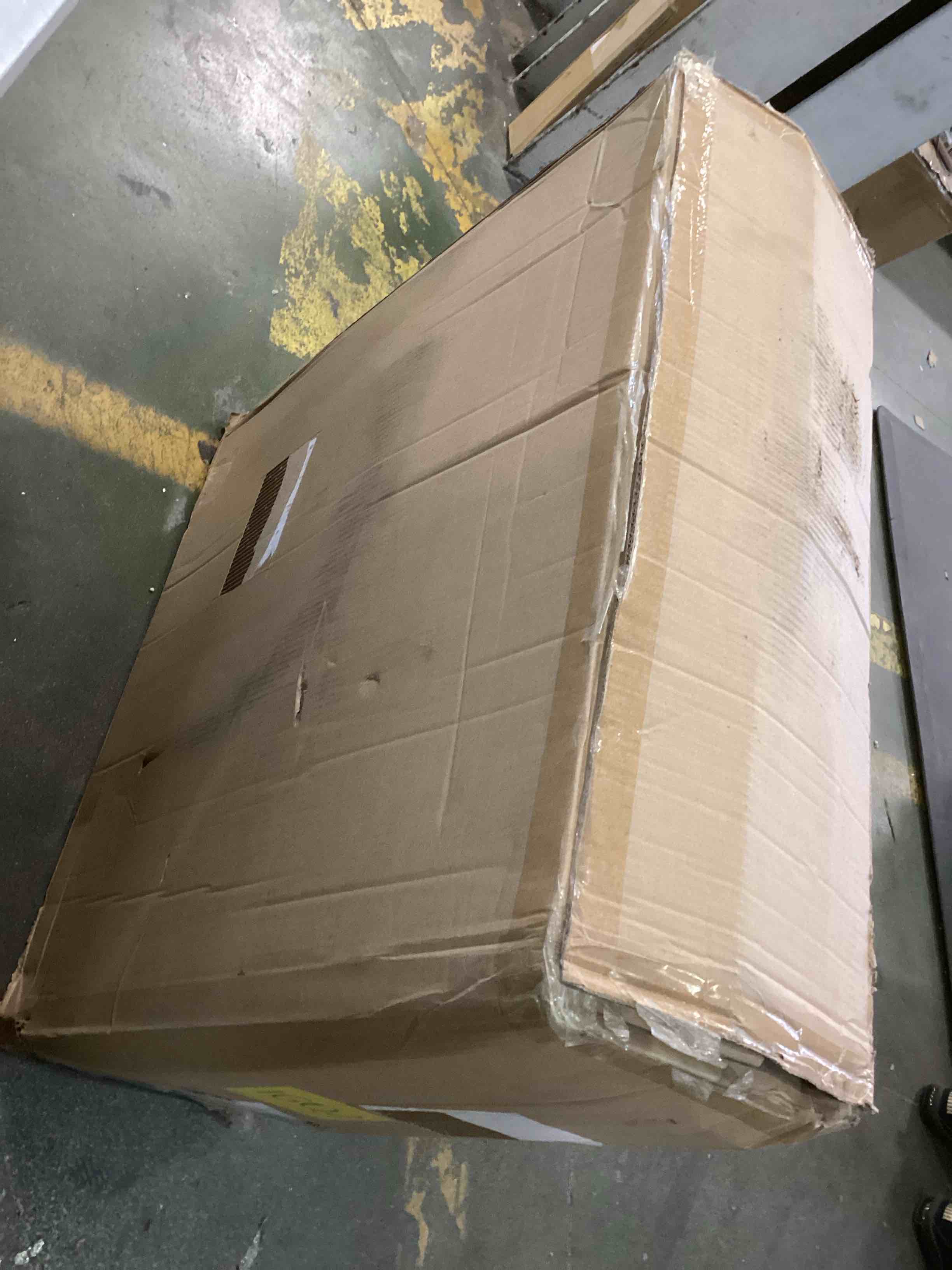 https://s3.amazonaws.com/lotting-images-prod/bidfta/GRN5735350_1703692483140.jpeg