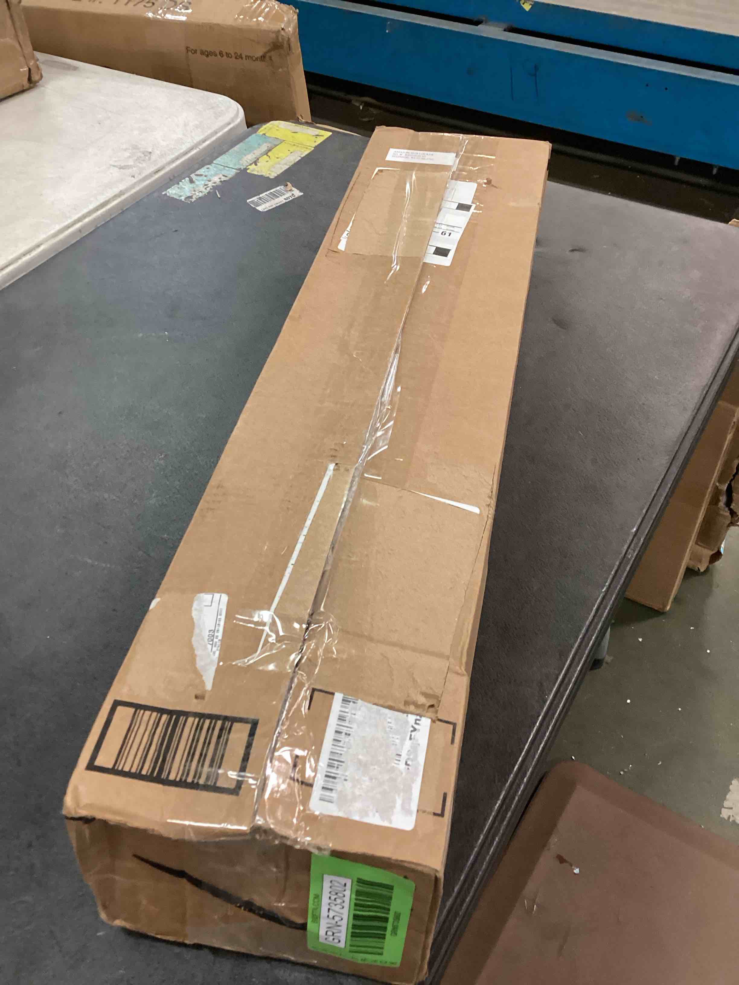 https://s3.amazonaws.com/lotting-images-prod/bidfta/GRN5735802_1703943536808.jpeg
