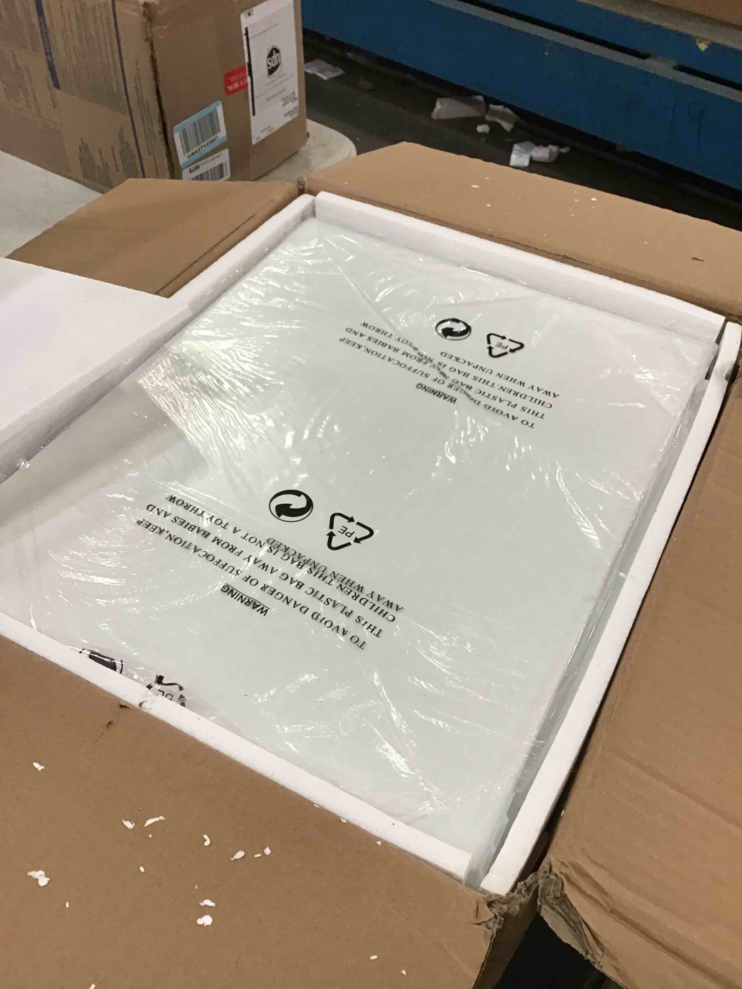 https://s3.amazonaws.com/lotting-images-prod/bidfta/GRN5735913_1703957186073.jpeg