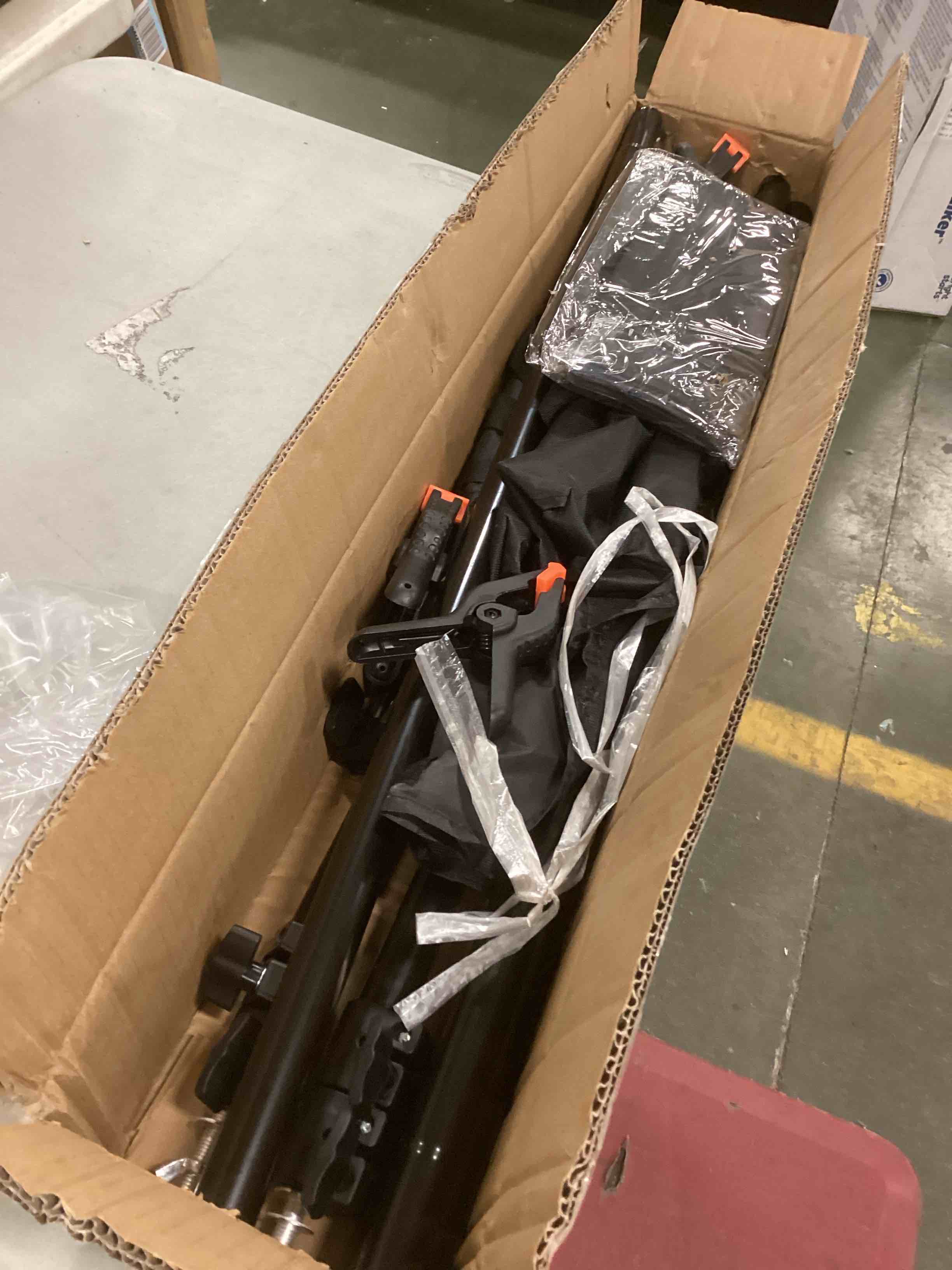 https://s3.amazonaws.com/lotting-images-prod/bidfta/GRN5736008_1704200806549.jpeg