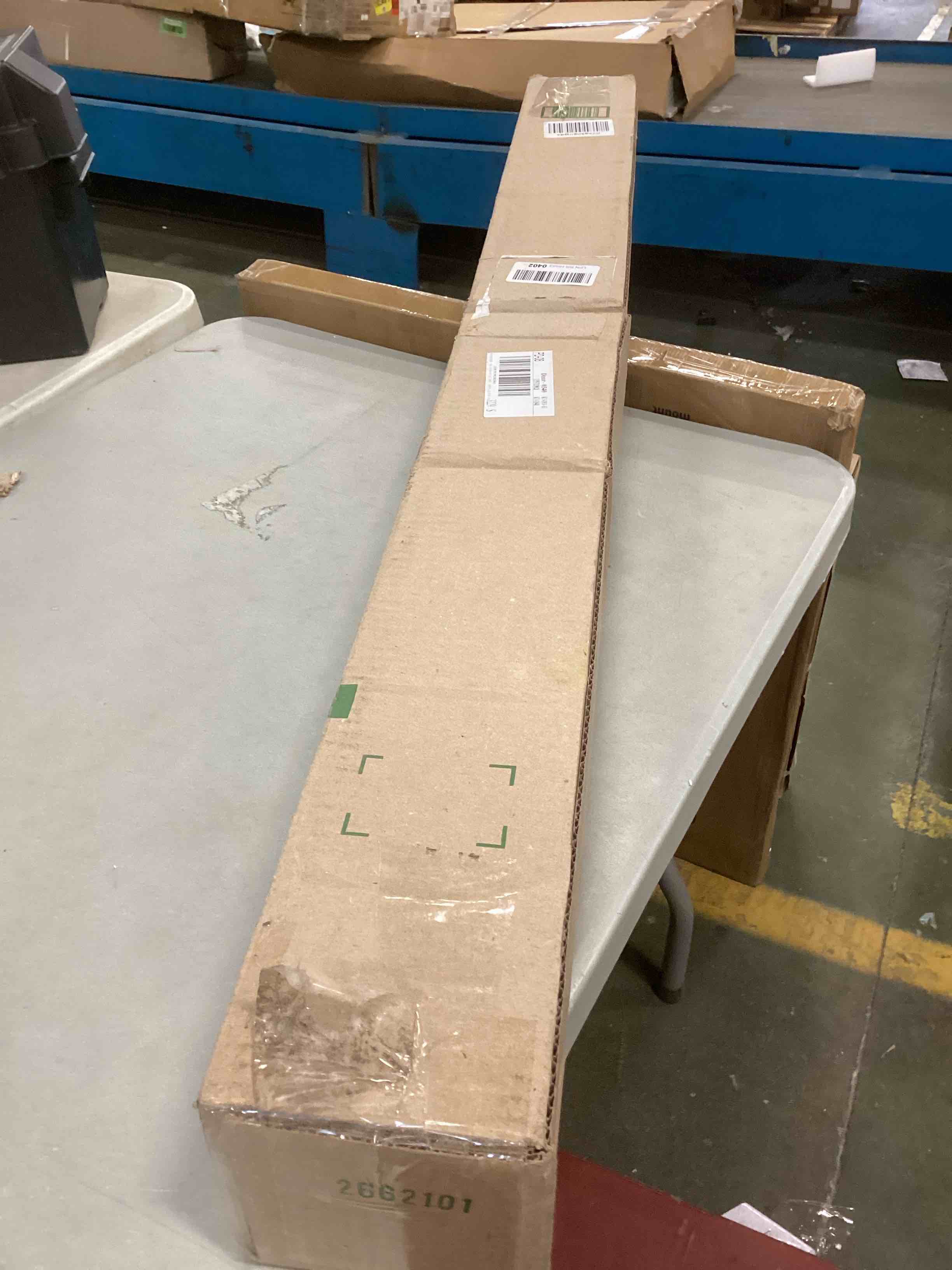 https://s3.amazonaws.com/lotting-images-prod/bidfta/GRN5736052_1704208816028.jpeg