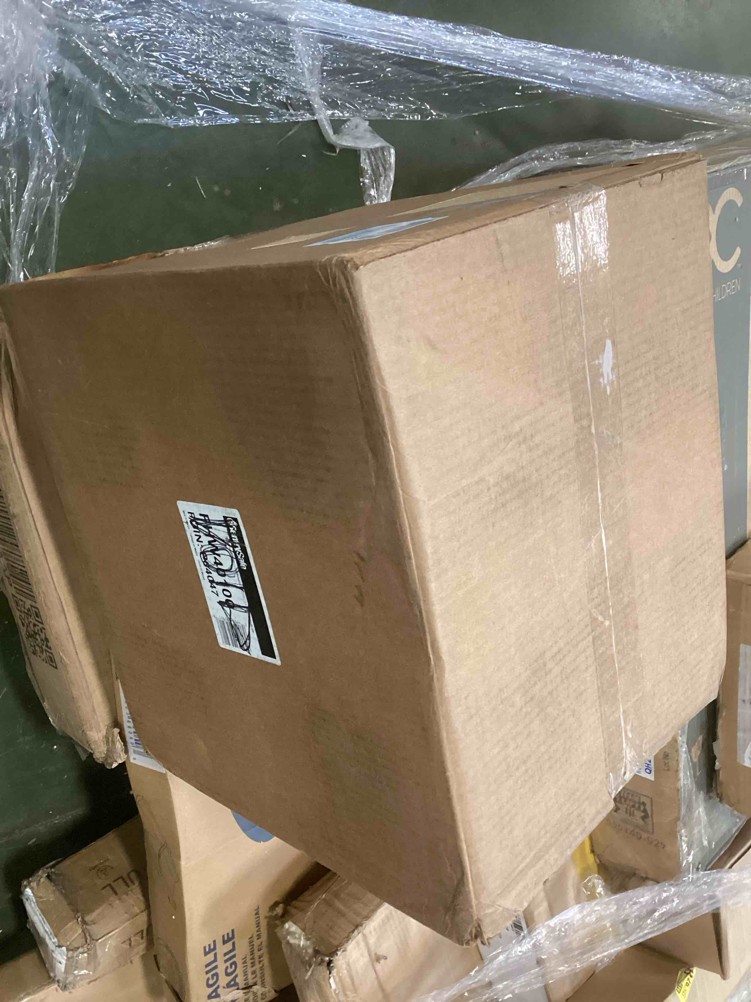 https://s3.amazonaws.com/lotting-images-prod/bidfta/GRN5736126_1704221087516.jpeg