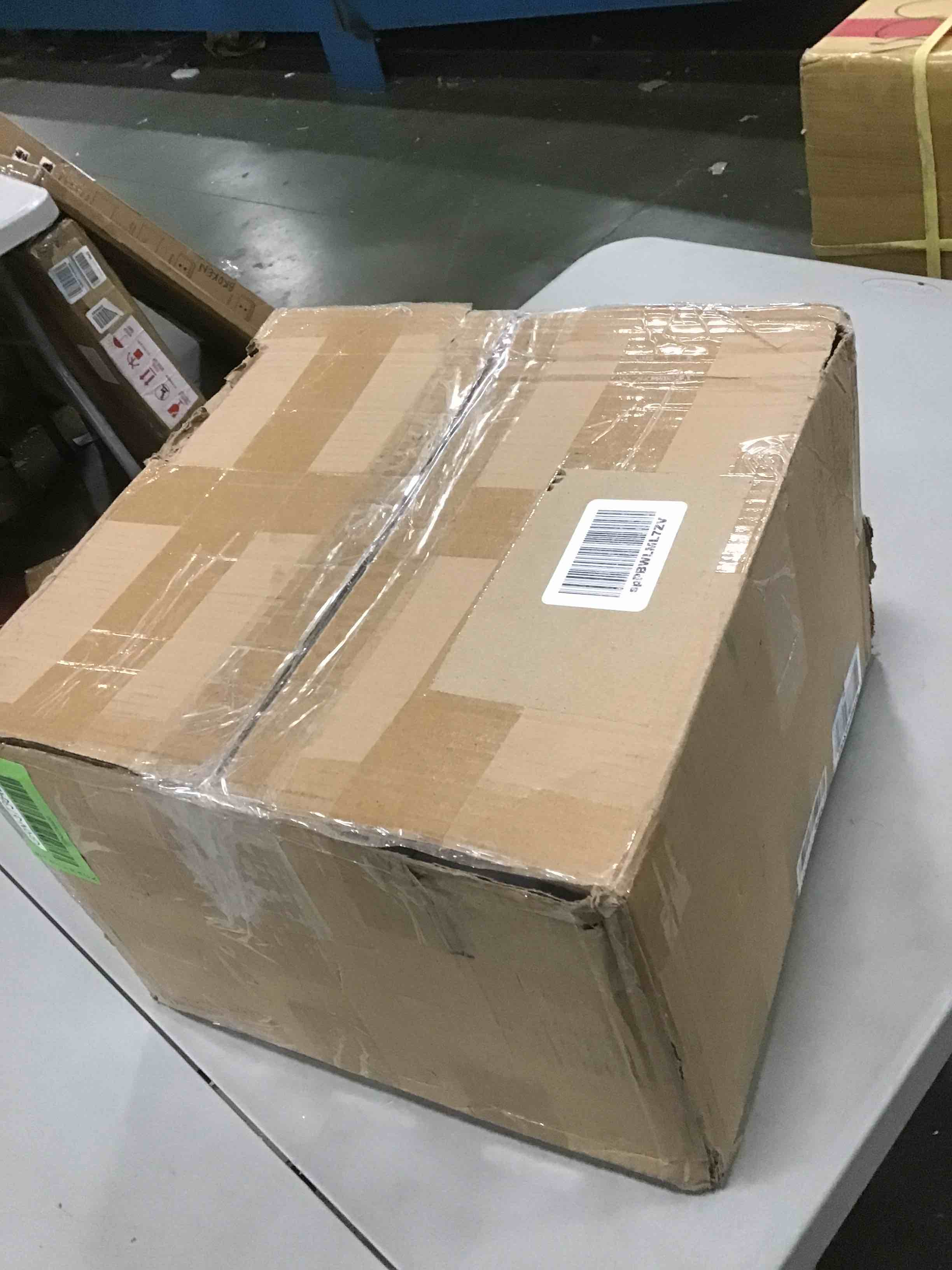 https://s3.amazonaws.com/lotting-images-prod/bidfta/GRN5736420_1704316675749.jpeg
