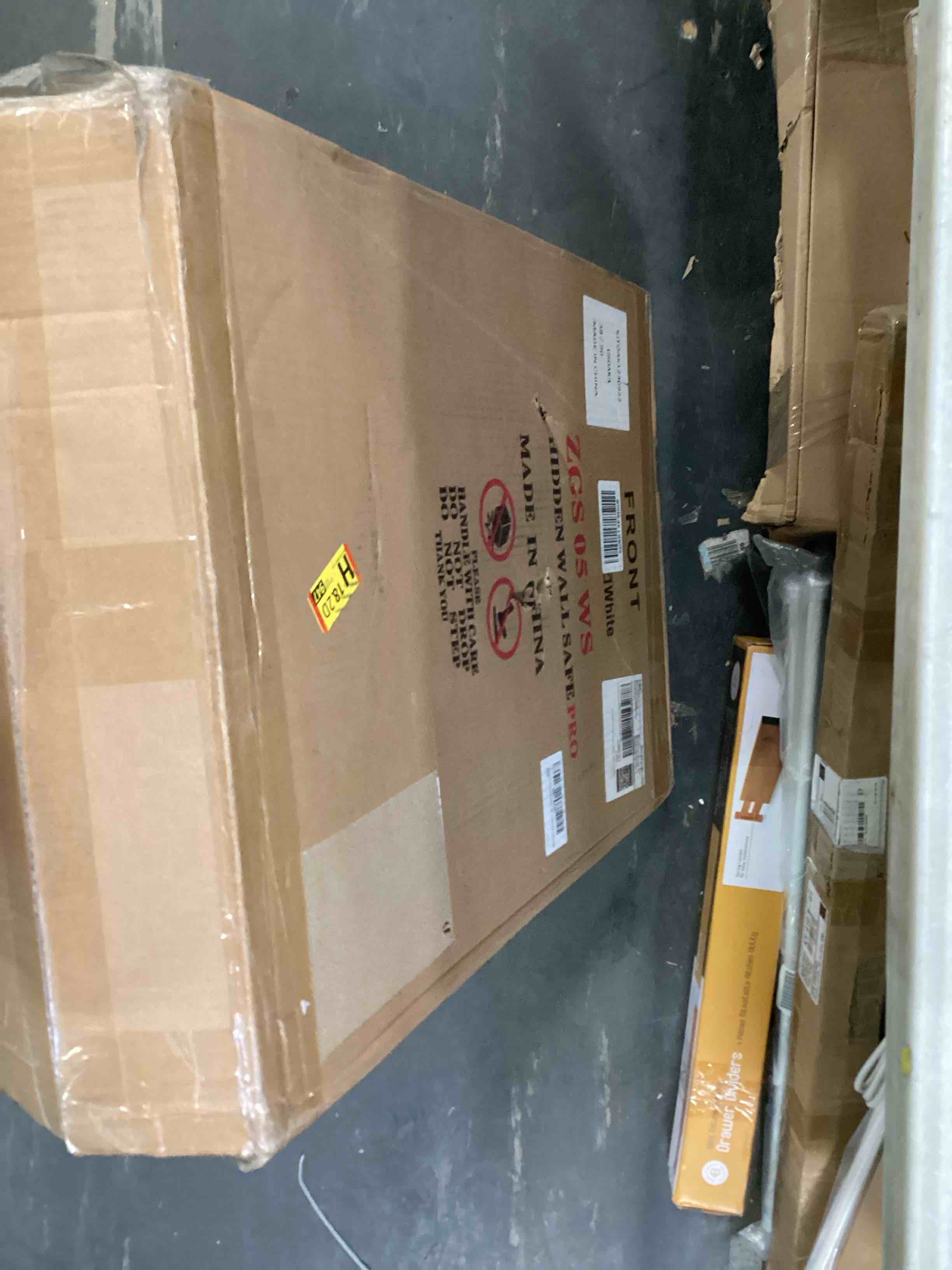 https://s3.amazonaws.com/lotting-images-prod/bidfta/GRN5736637_1703795219120.jpeg
