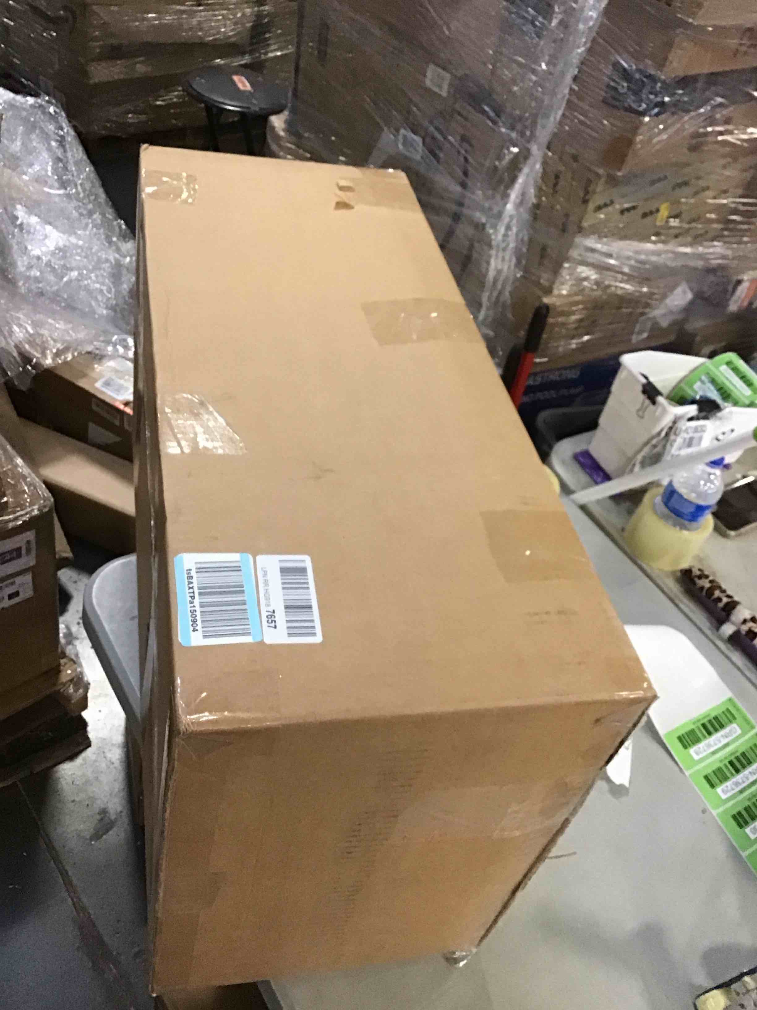 https://s3.amazonaws.com/lotting-images-prod/bidfta/GRN5736726_1703858397245.jpeg