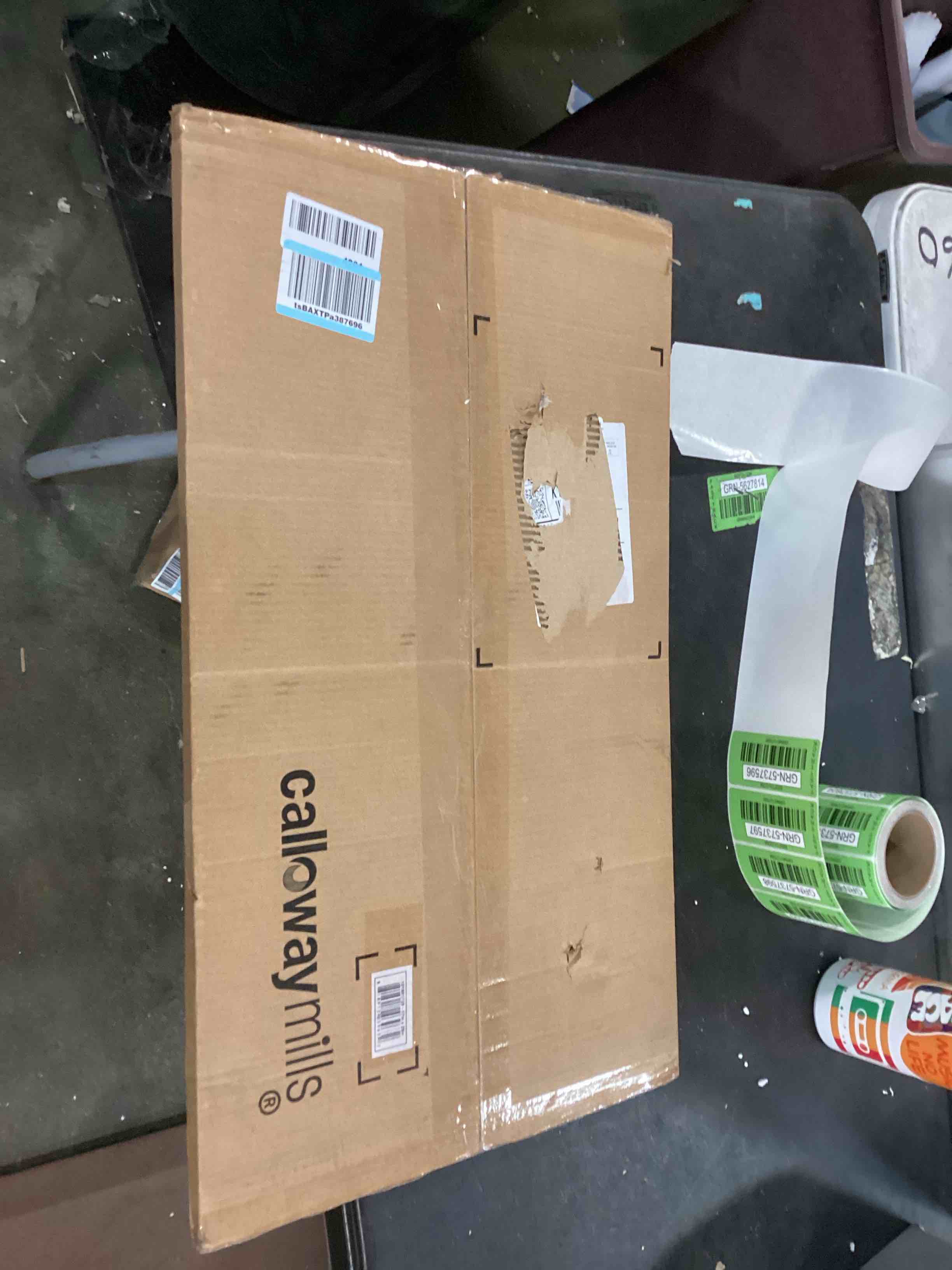 https://s3.amazonaws.com/lotting-images-prod/bidfta/GRN5737594_1704544496640.jpeg