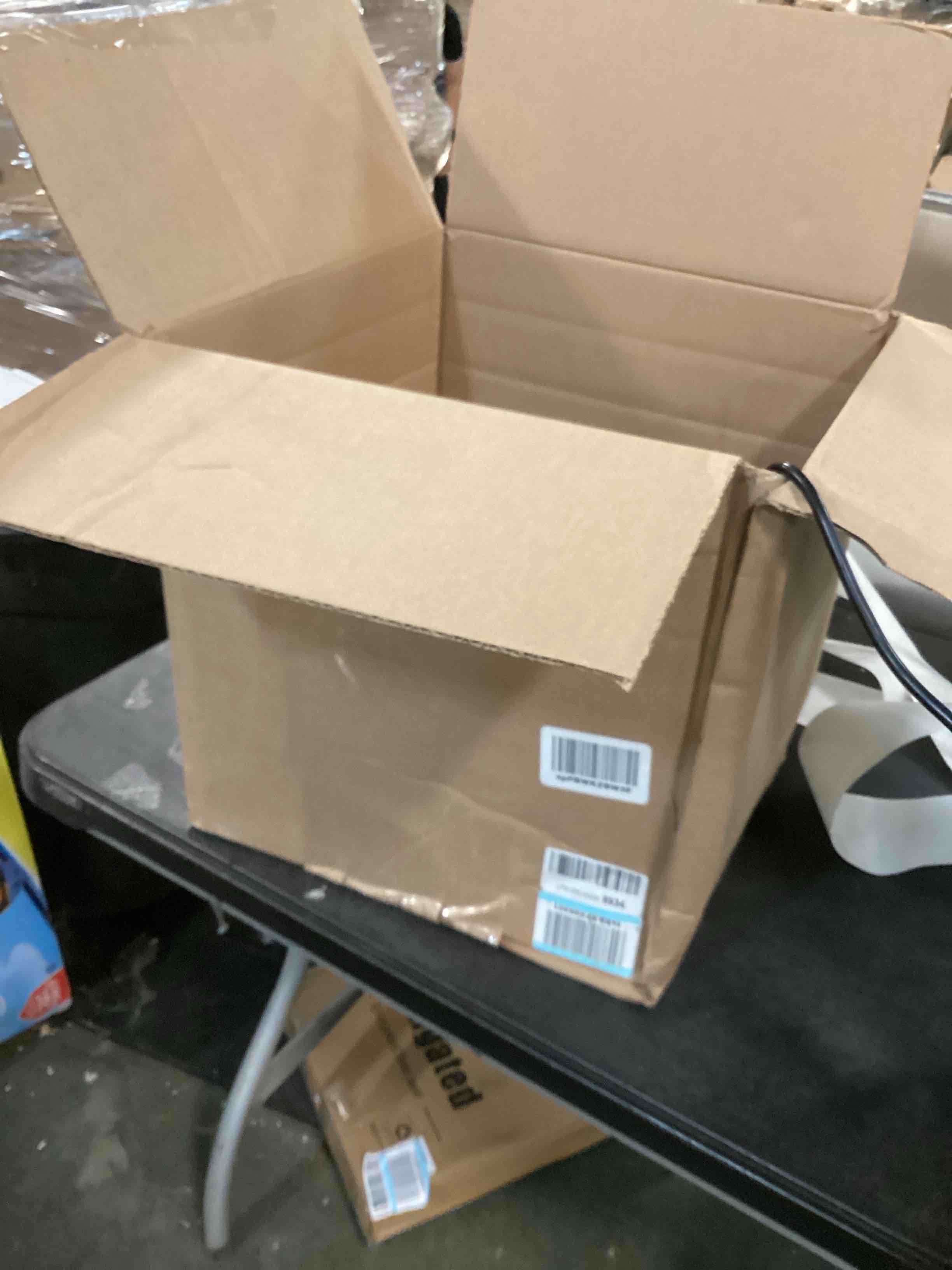 https://s3.amazonaws.com/lotting-images-prod/bidfta/GRN5737634_1704548313226.jpeg