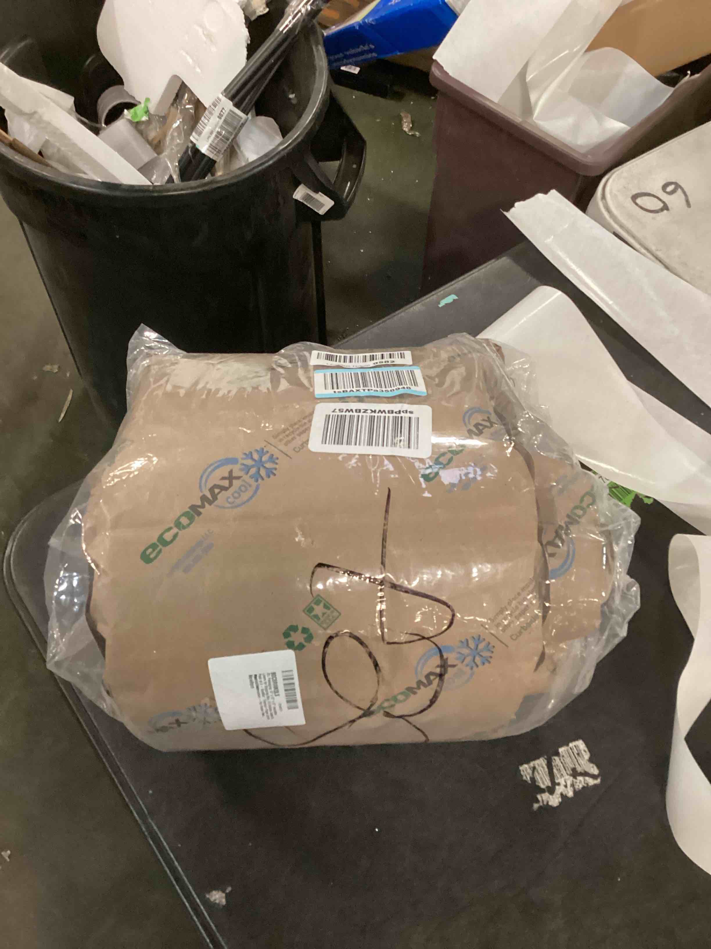 https://s3.amazonaws.com/lotting-images-prod/bidfta/GRN5737645_1704549591146.jpeg
