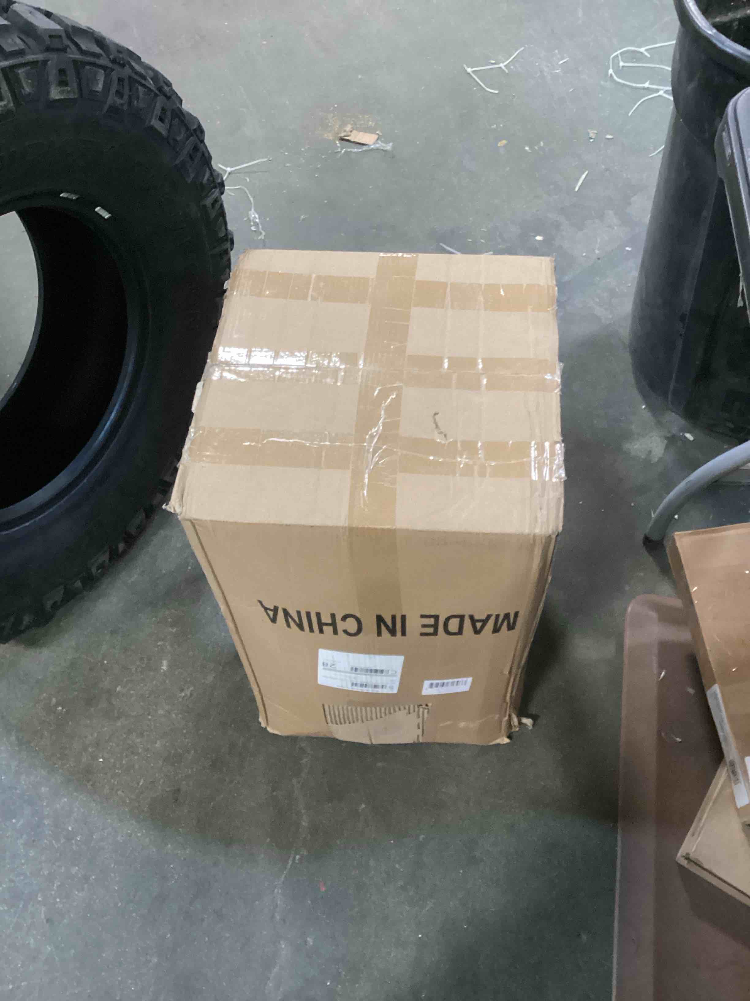 https://s3.amazonaws.com/lotting-images-prod/bidfta/GRN5737695_1704557431179.jpeg