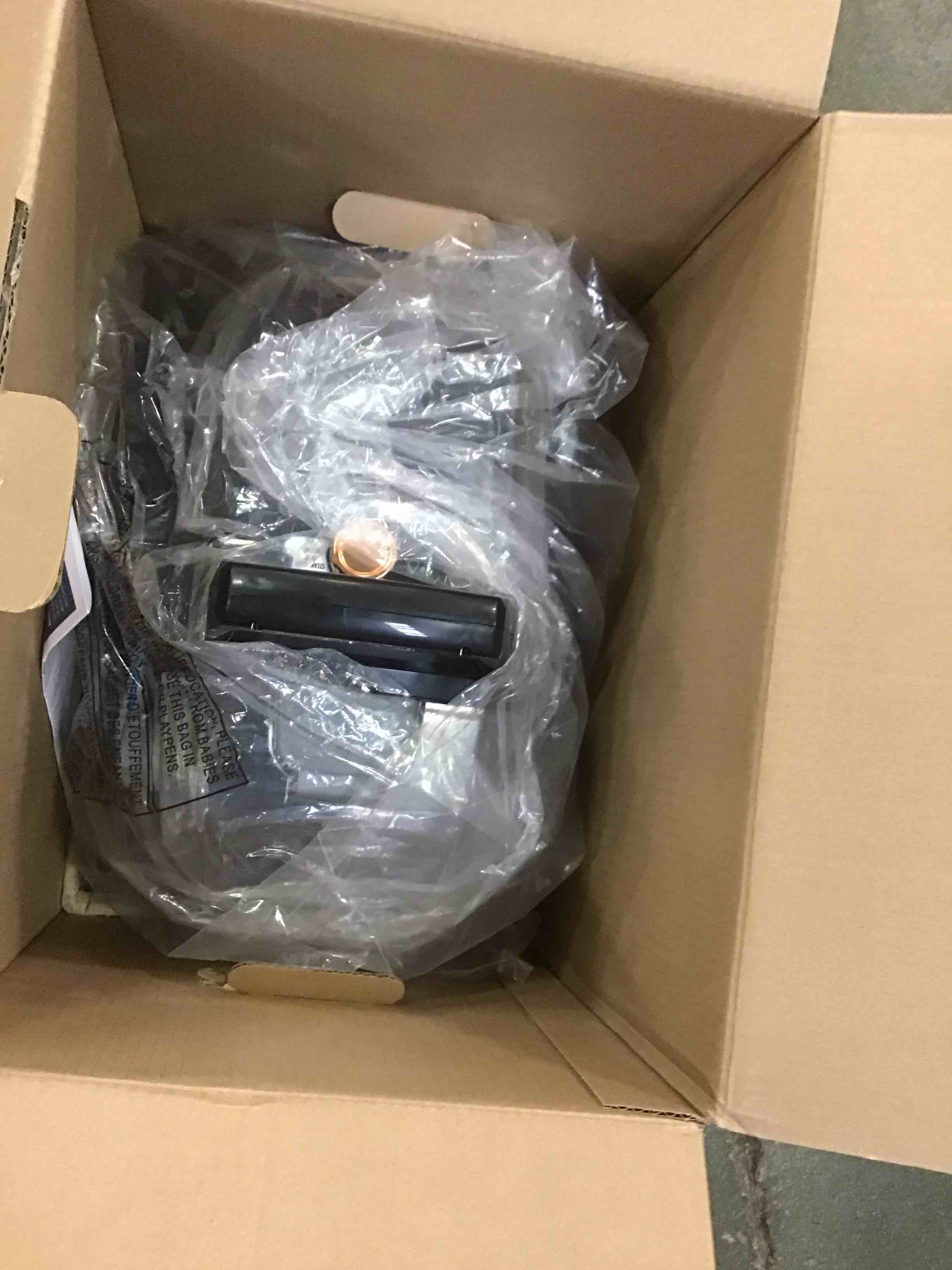 https://s3.amazonaws.com/lotting-images-prod/bidfta/GRN5739655_1703607924195.jpeg