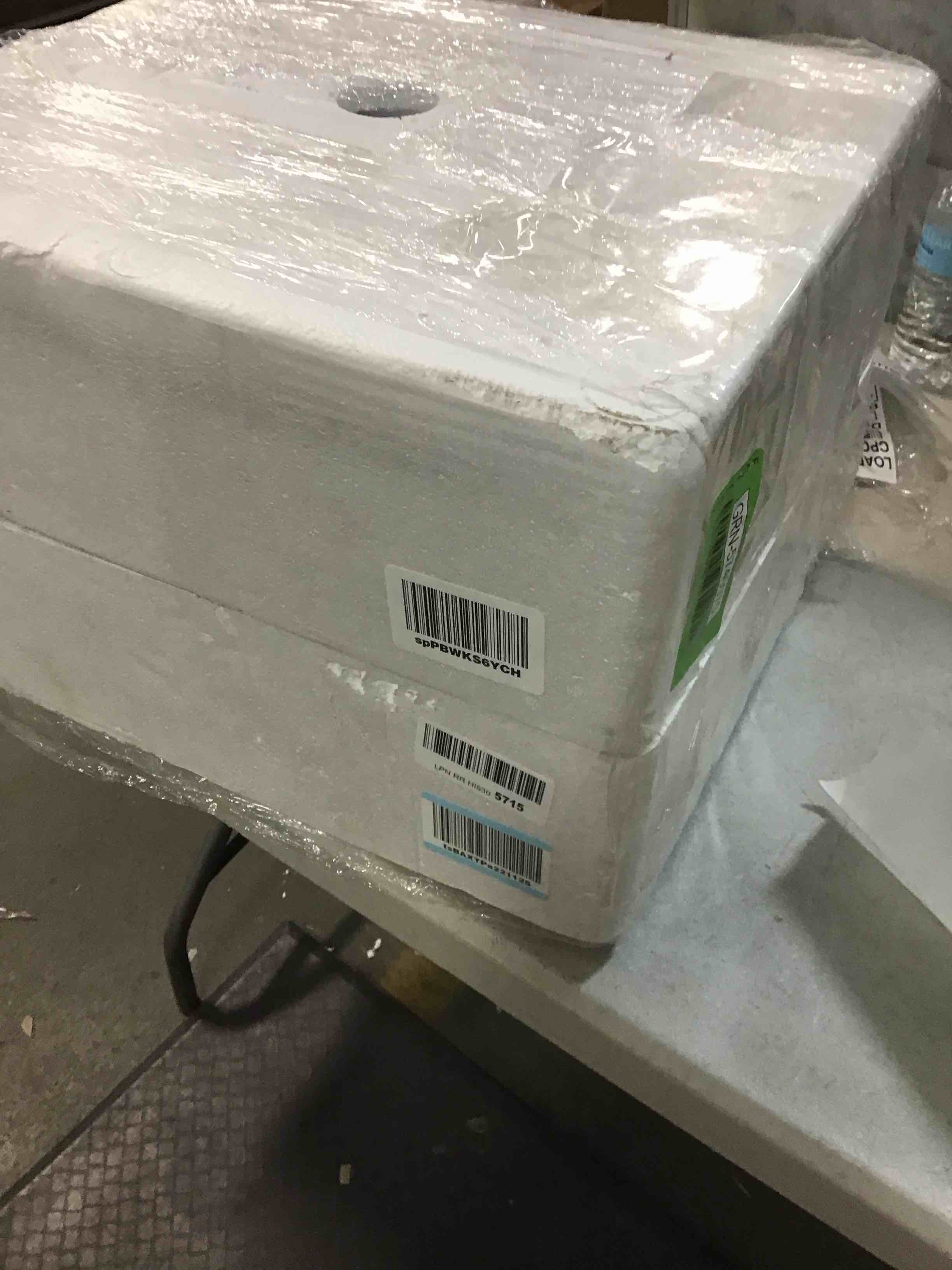 https://s3.amazonaws.com/lotting-images-prod/bidfta/GRN5740075_1703776738717.jpeg