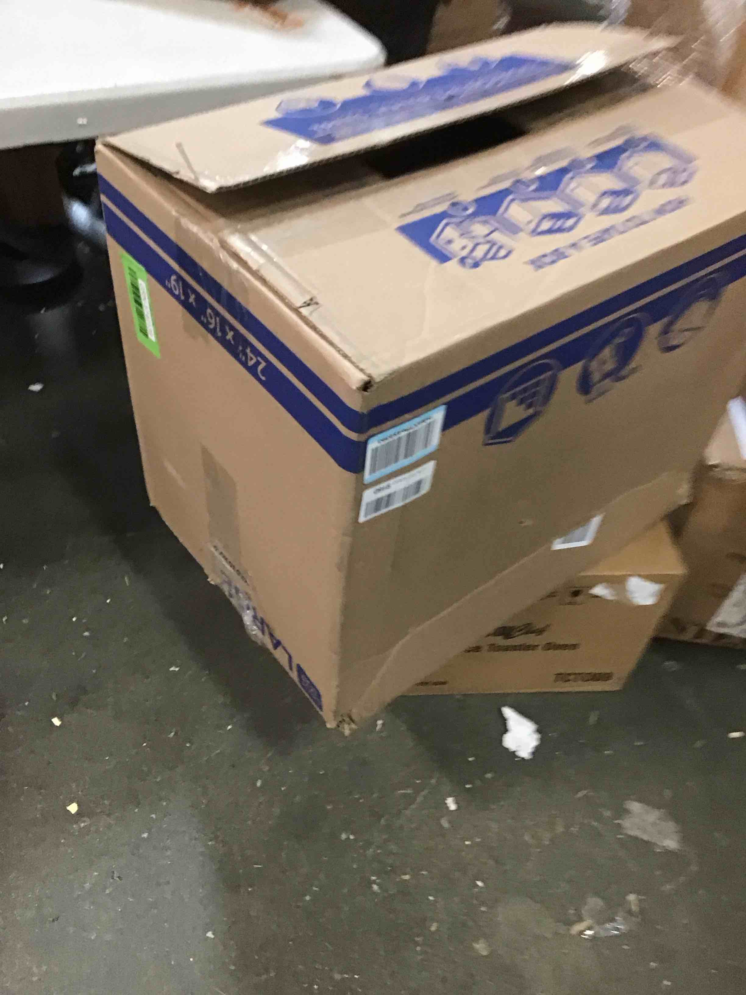 https://s3.amazonaws.com/lotting-images-prod/bidfta/GRN5740139_1703783886168.jpeg