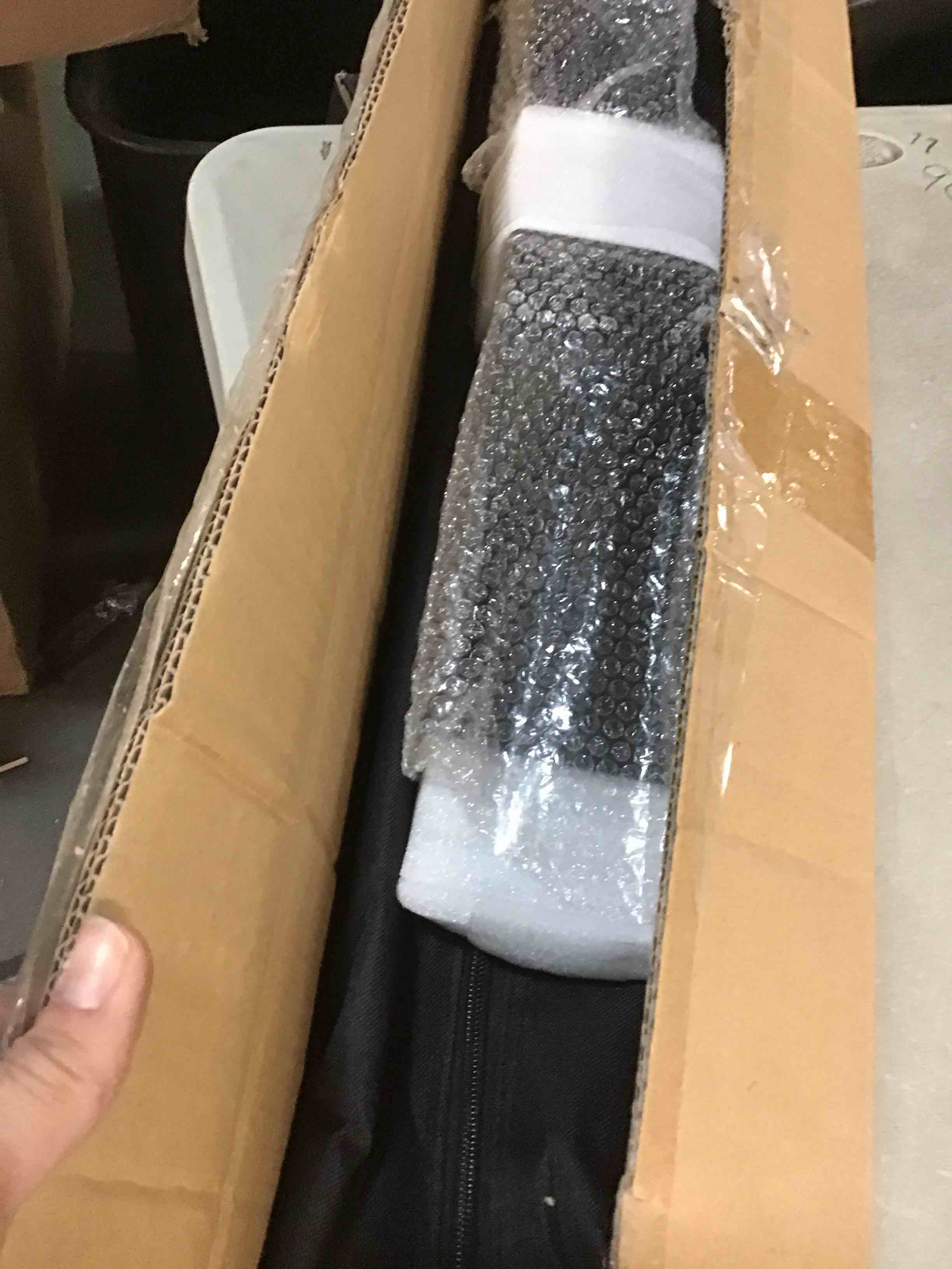 https://s3.amazonaws.com/lotting-images-prod/bidfta/GRN5740323_1703861463409.jpeg
