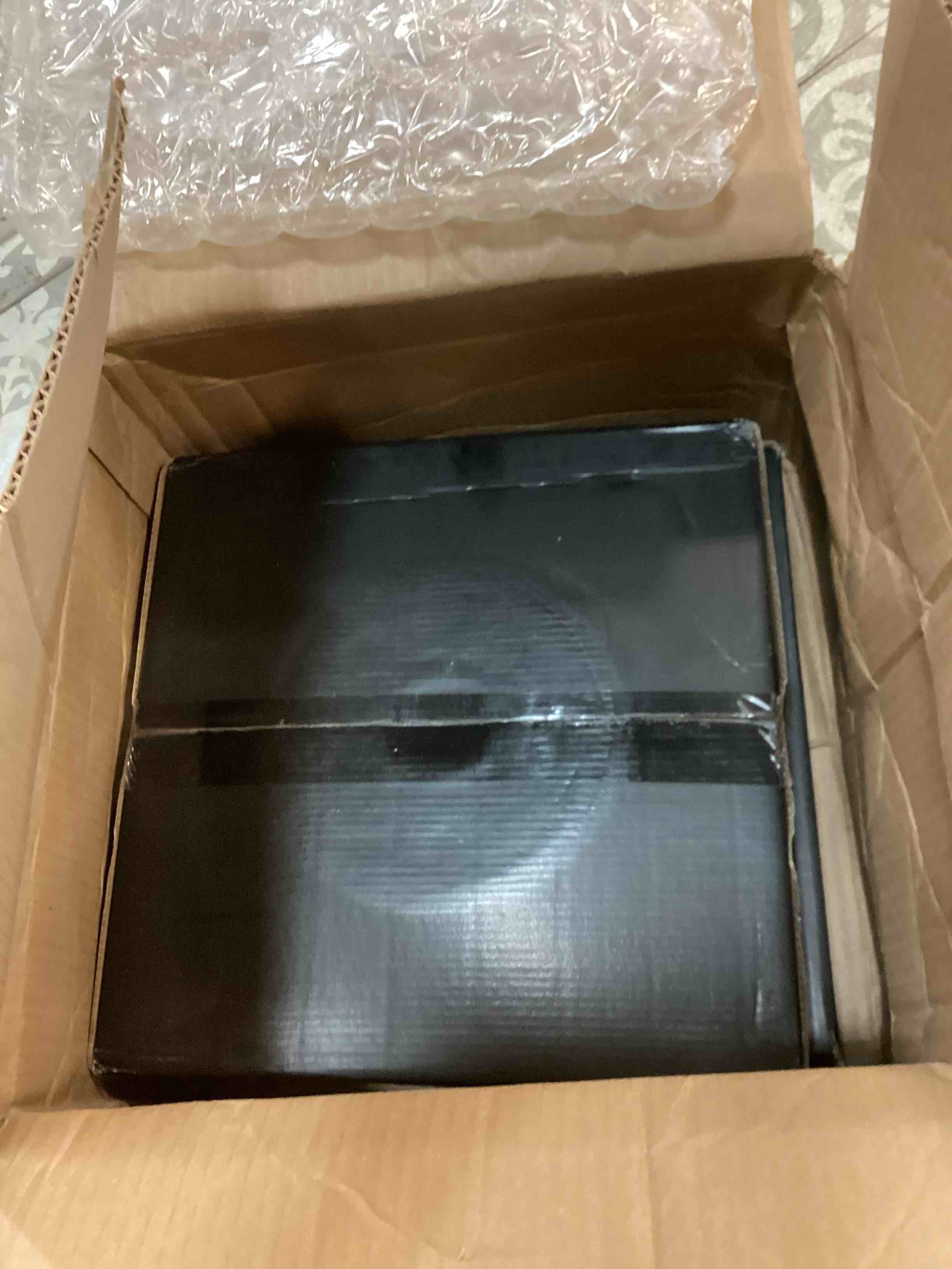 https://s3.amazonaws.com/lotting-images-prod/bidfta/GRN5741217_1703687733447.jpeg