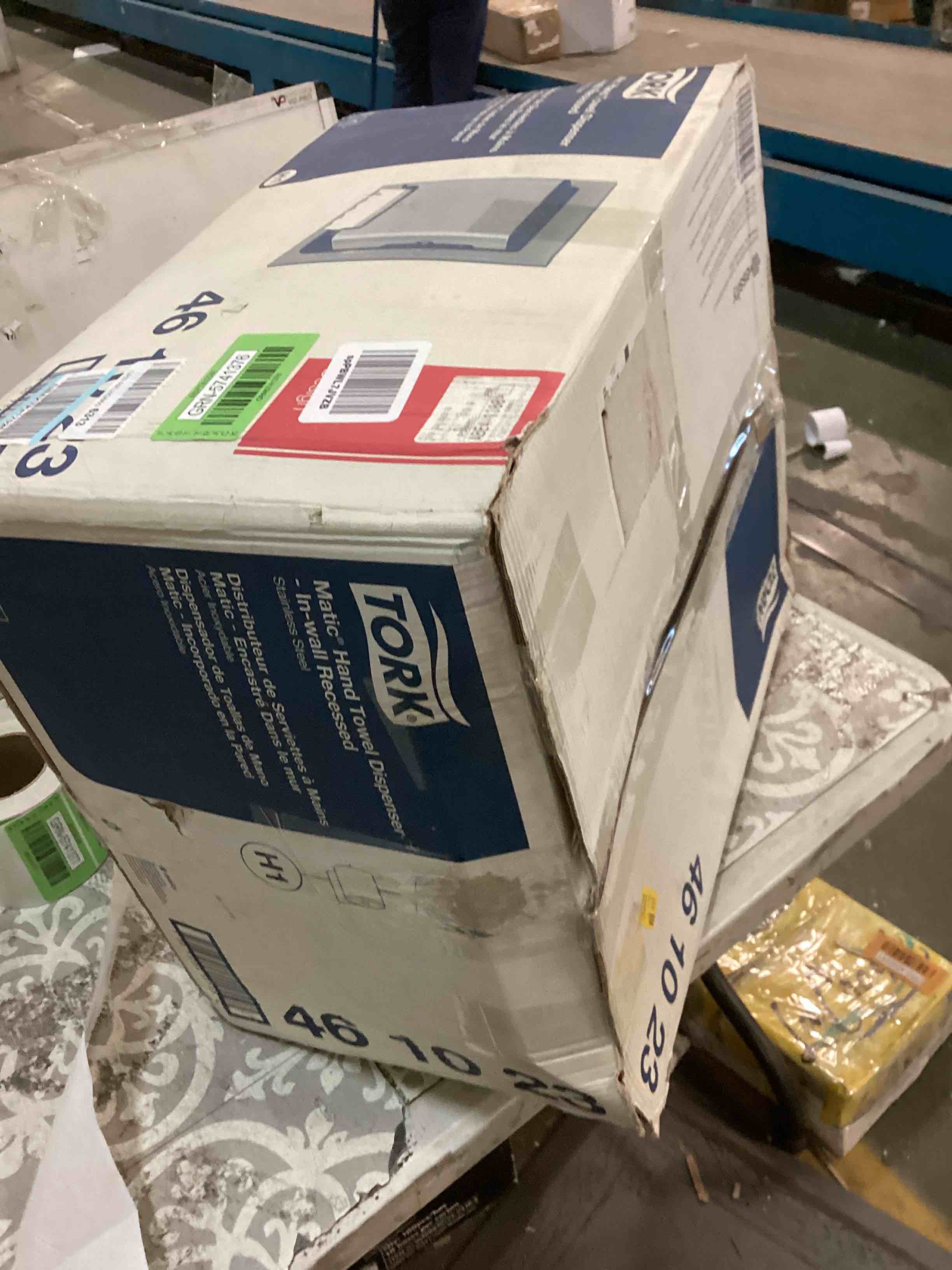 https://s3.amazonaws.com/lotting-images-prod/bidfta/GRN5741376_1703712087900.jpeg