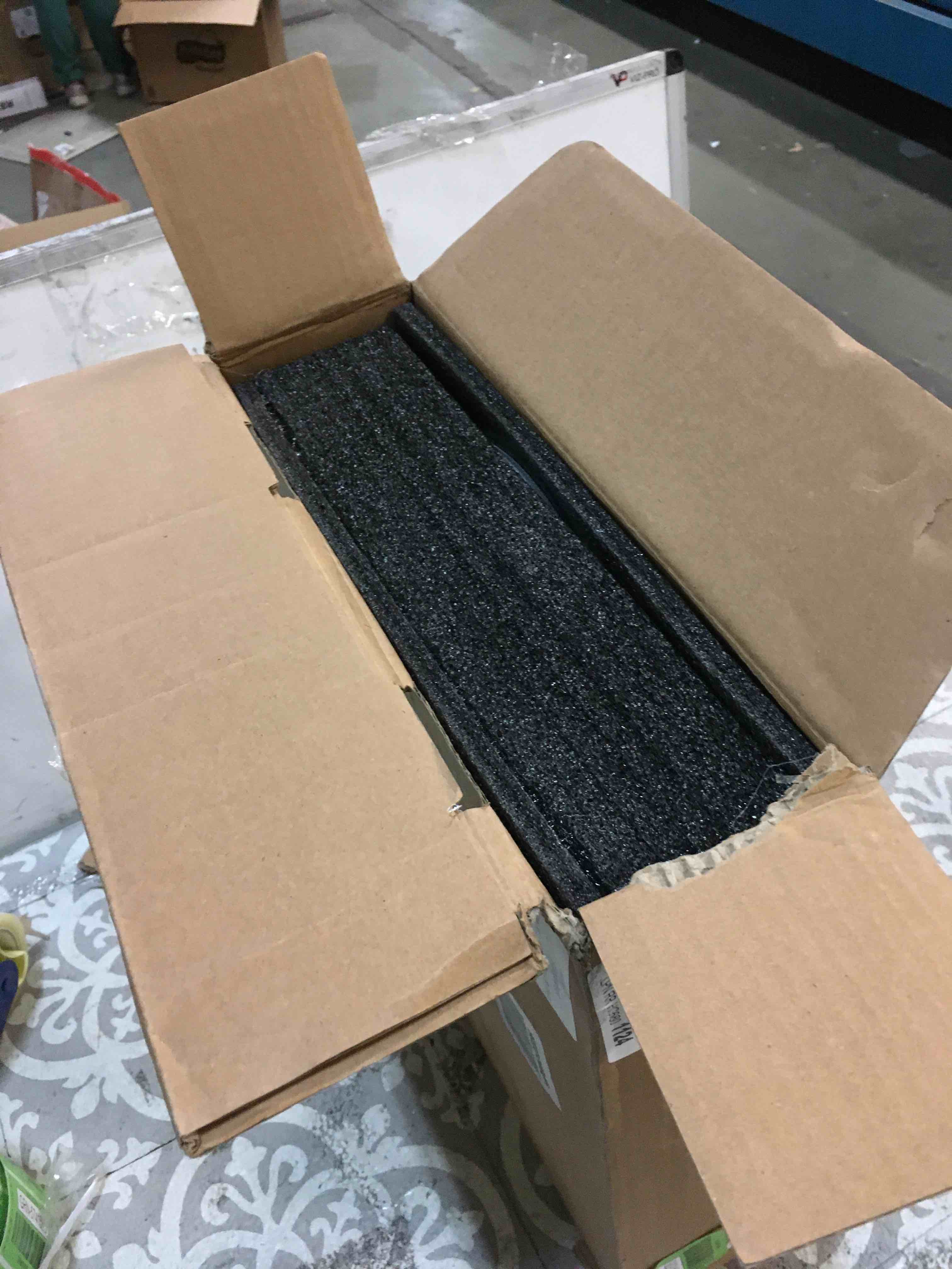 https://s3.amazonaws.com/lotting-images-prod/bidfta/GRN5741576_1703790490944.jpeg
