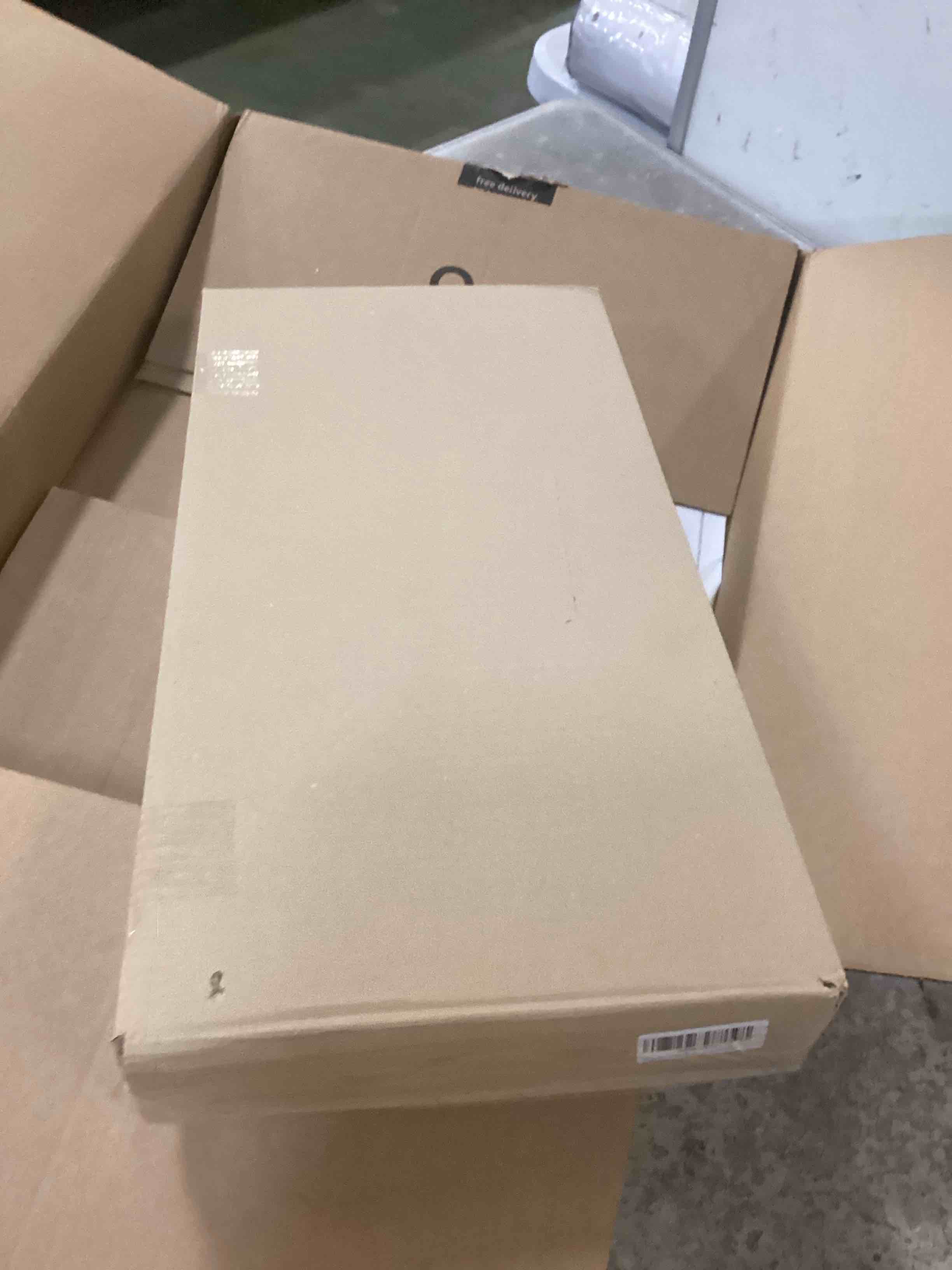 https://s3.amazonaws.com/lotting-images-prod/bidfta/GRN5742043_1703968866417.jpeg