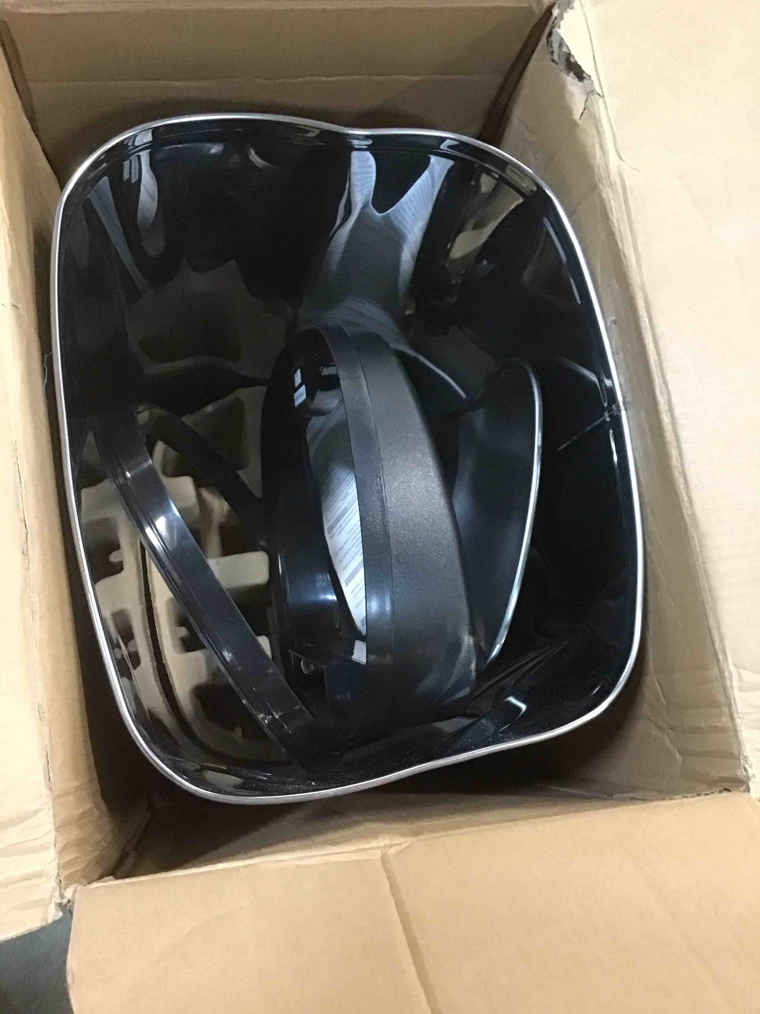 https://s3.amazonaws.com/lotting-images-prod/bidfta/GRN5742690_1703709331982.jpeg