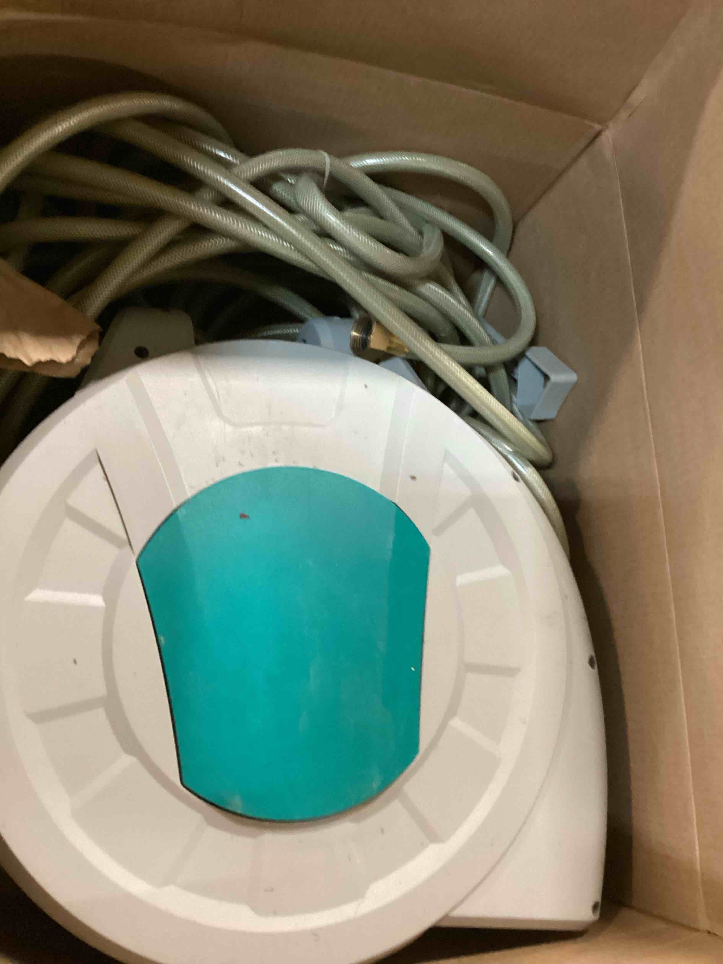 https://s3.amazonaws.com/lotting-images-prod/bidfta/GRN5743422_1704288178584.jpeg