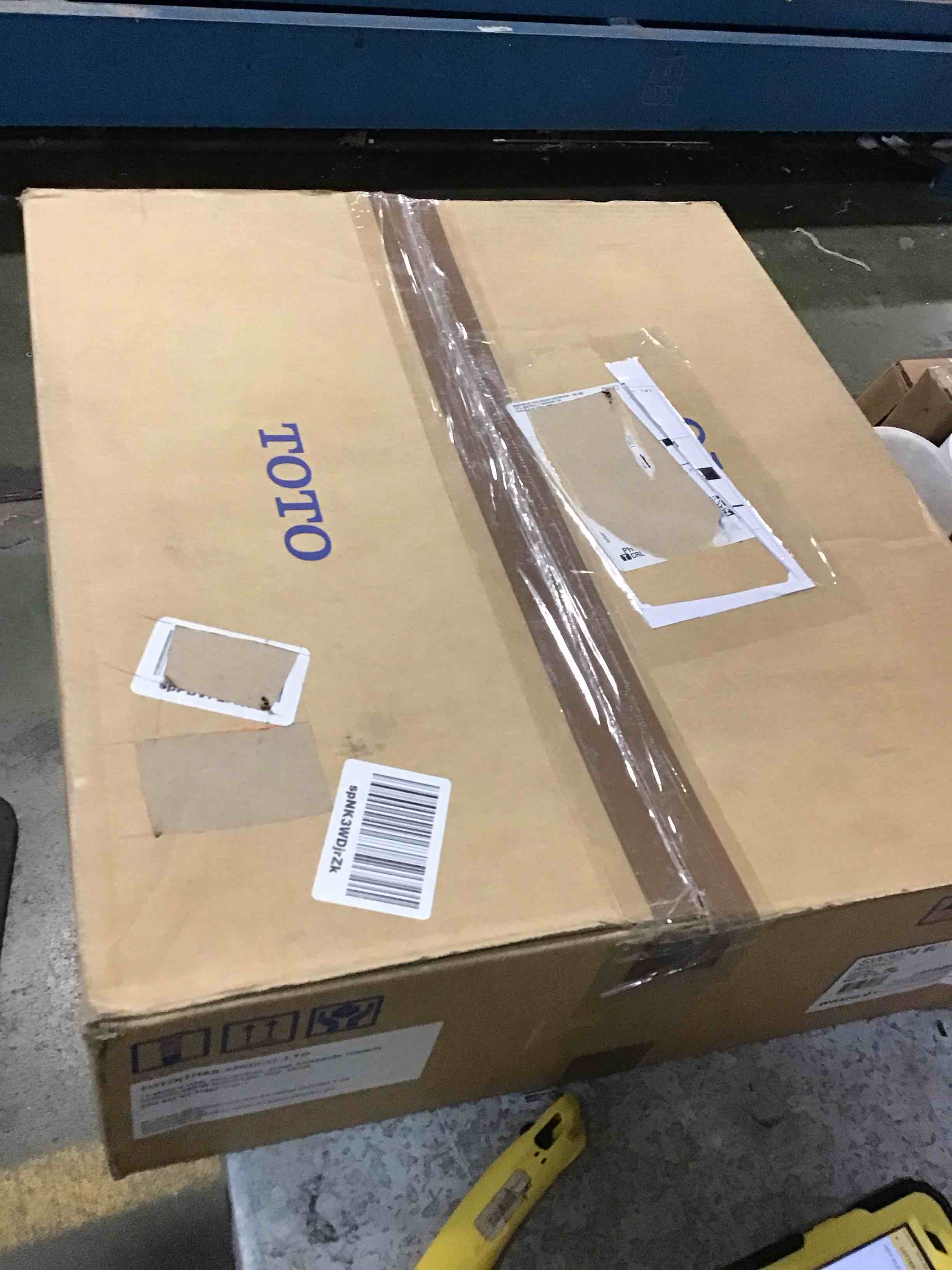 https://s3.amazonaws.com/lotting-images-prod/bidfta/GRN5743614_1704314976202.jpeg