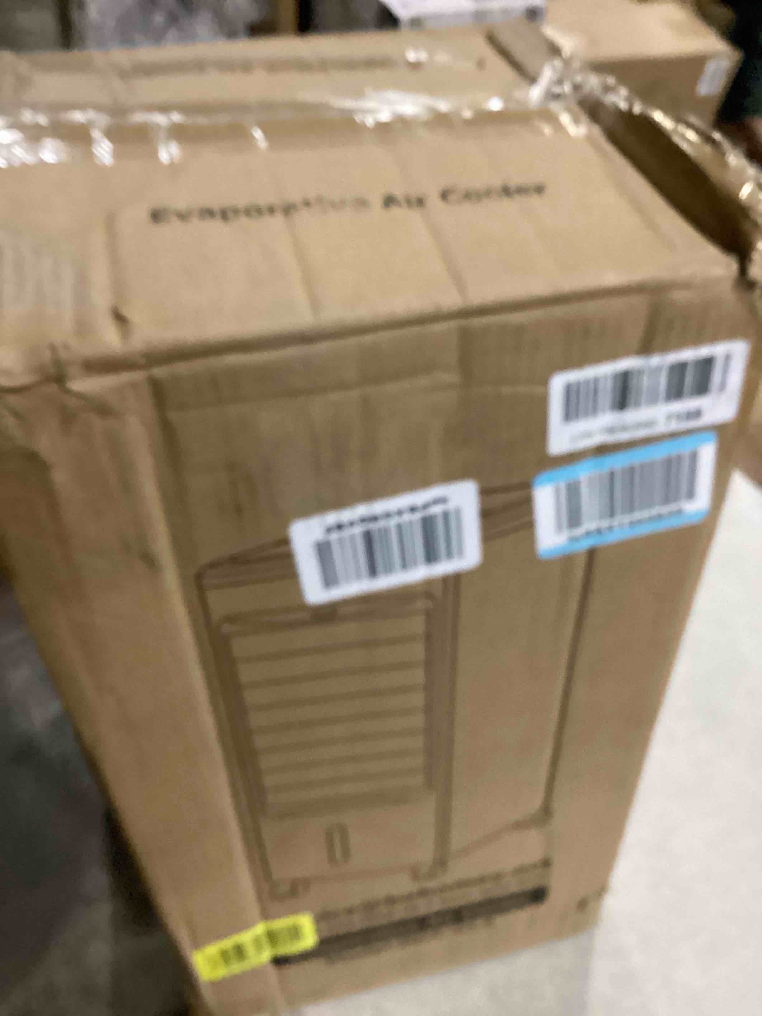 41" Swamp Cooler, 3531 CFM Evaporative Air Cooler with 10.6 Gallon Water Tank, Portable Outdoor Air Conditioner with 3 Ice Pack, 110° Oscillation, 3 Speed for Garage, Yard, Commercial Use