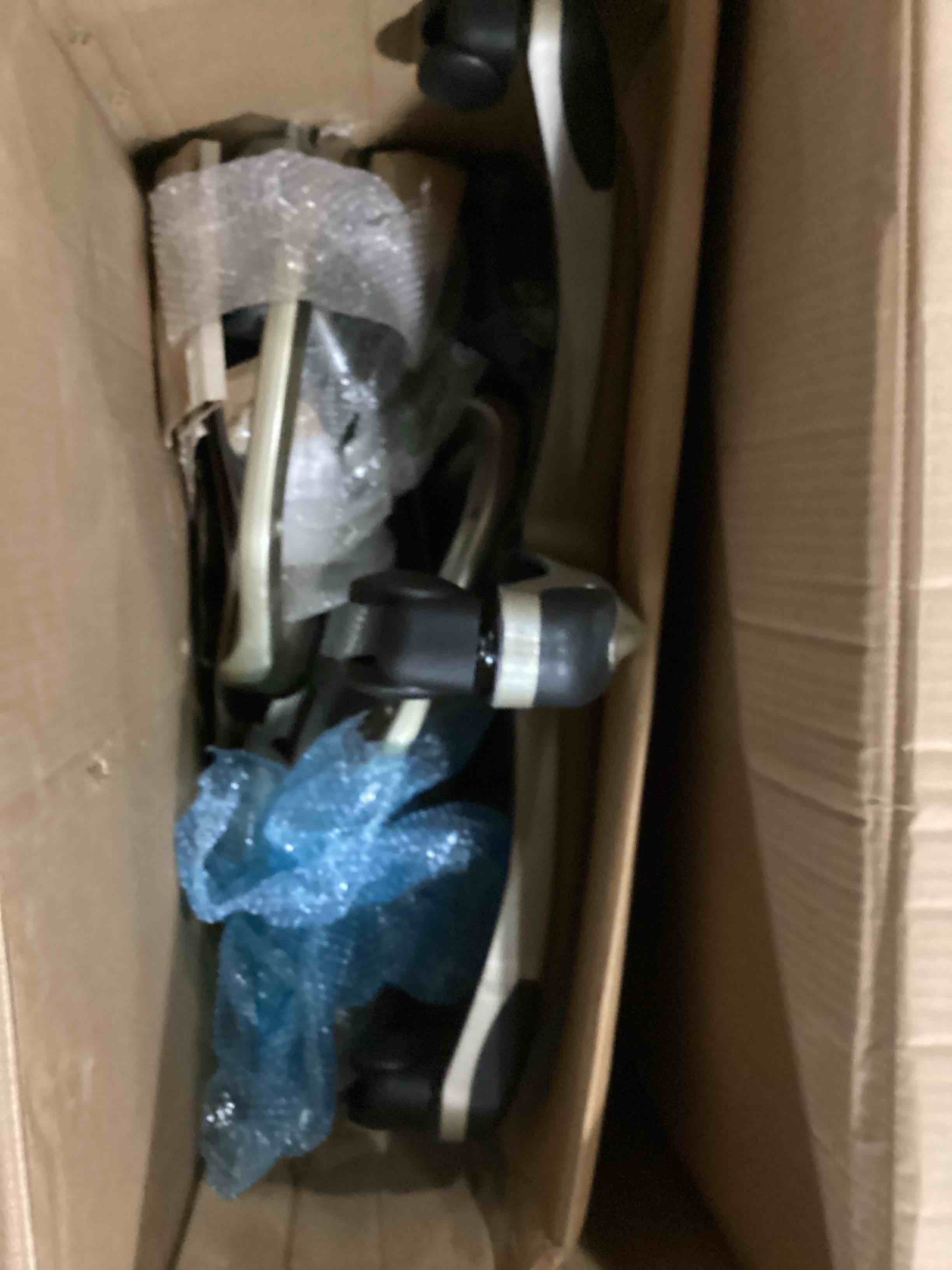 https://s3.amazonaws.com/lotting-images-prod/bidfta/GRN5744474_1726760155229.jpeg