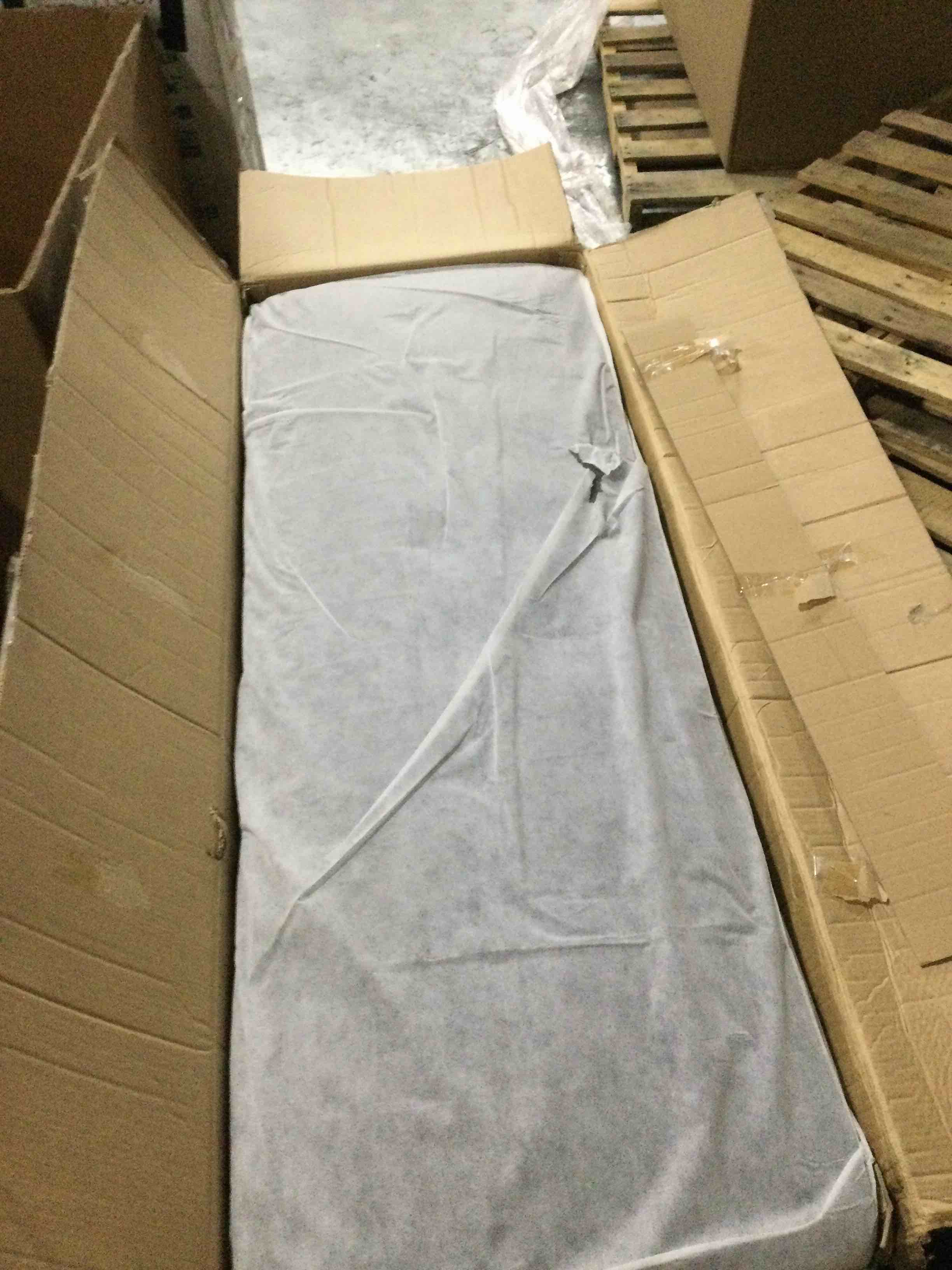 https://s3.amazonaws.com/lotting-images-prod/bidfta/GRN5744747_1727266714720.jpeg