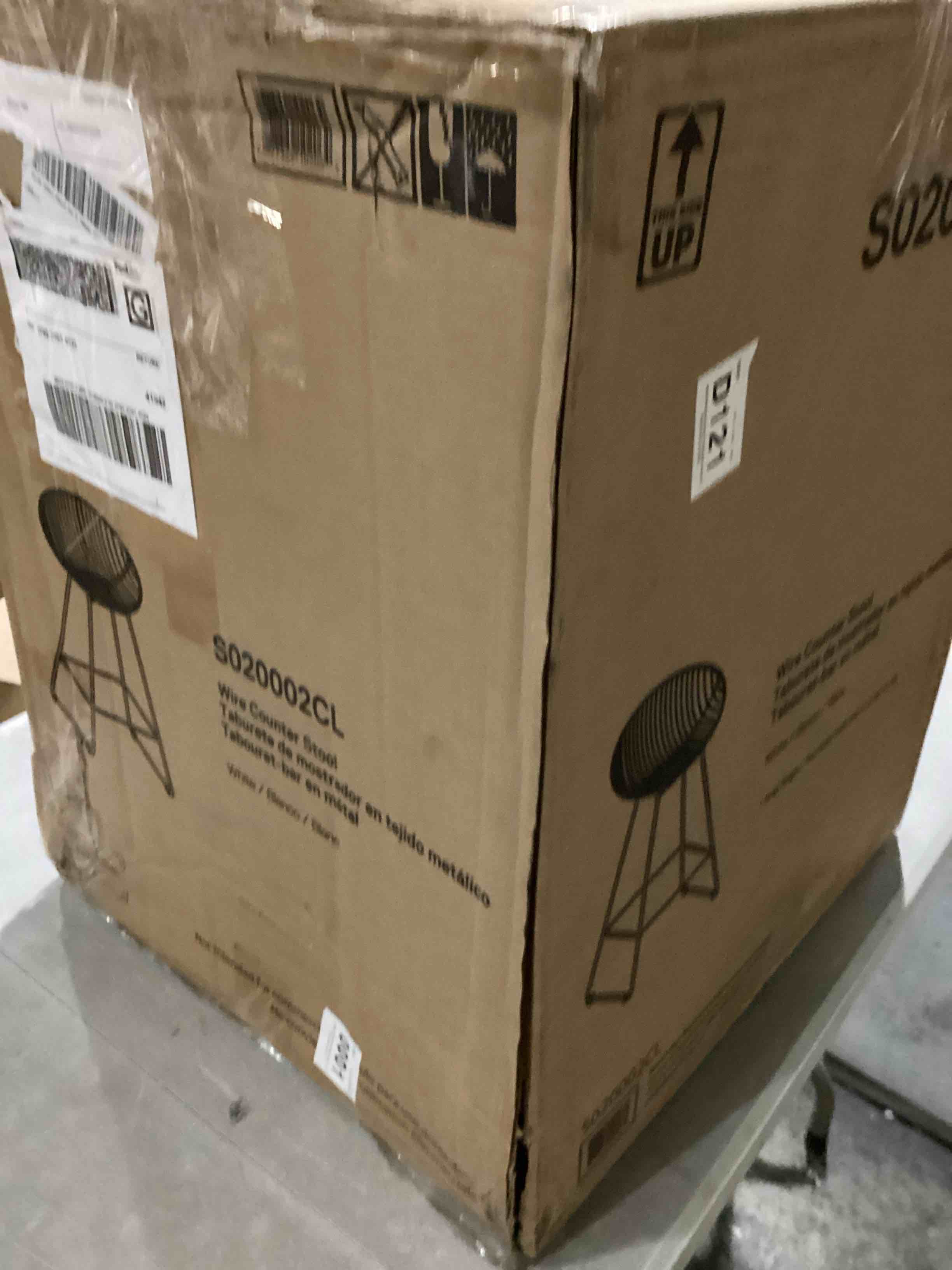 https://s3.amazonaws.com/lotting-images-prod/bidfta/GRN5745205_1728486501535.jpeg