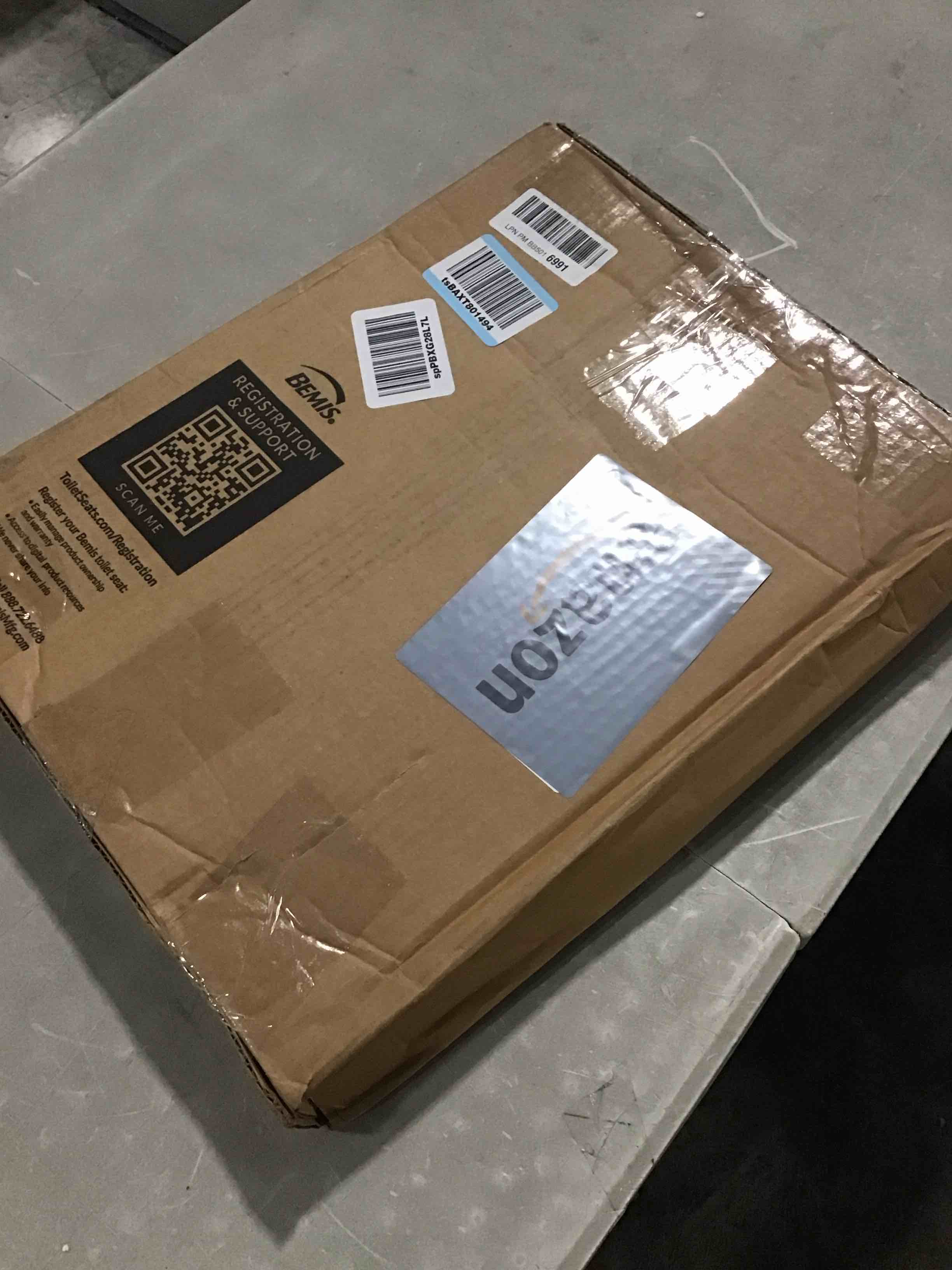https://s3.amazonaws.com/lotting-images-prod/bidfta/GRN5745360_1728910141923.jpeg
