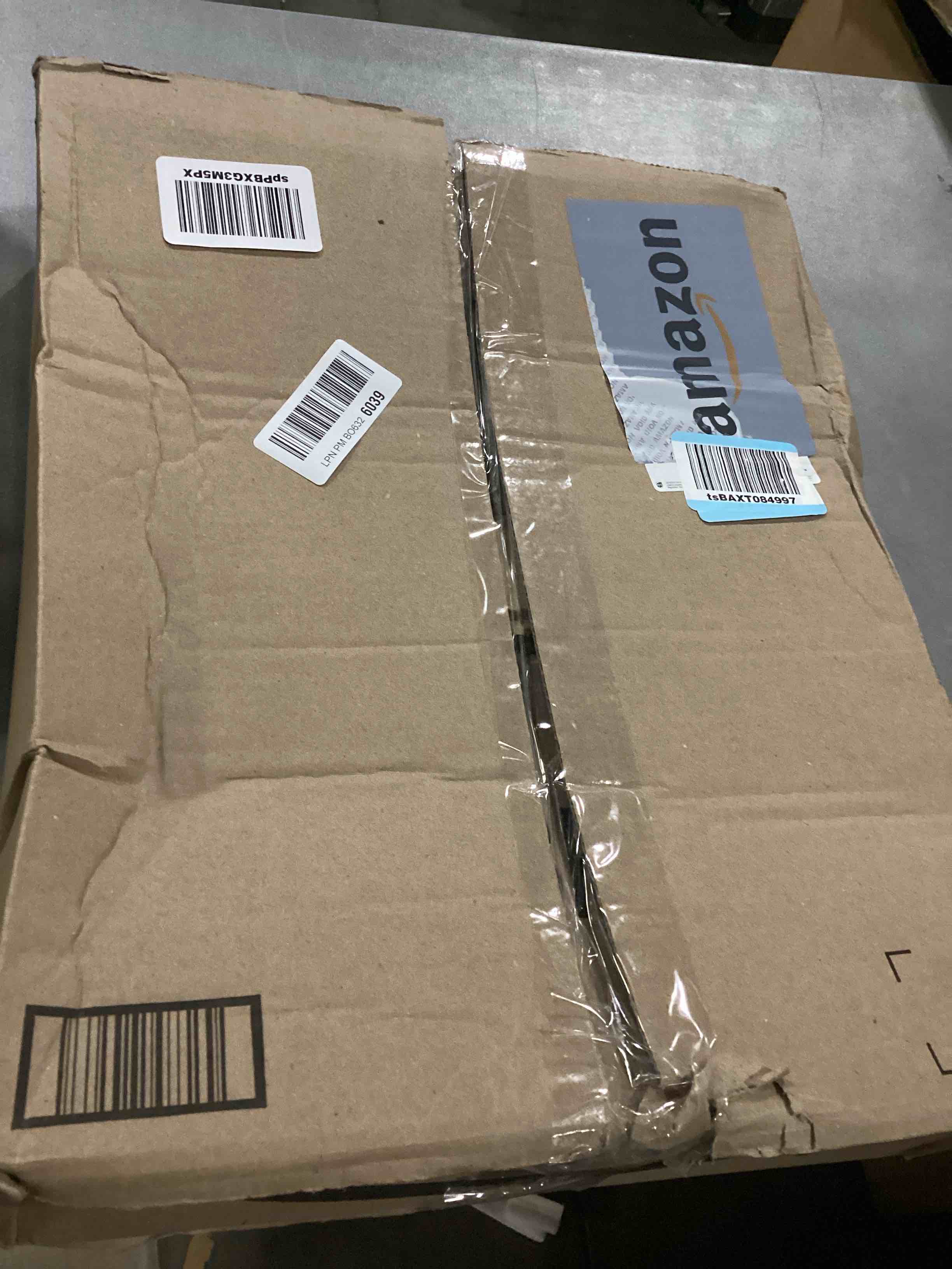 https://s3.amazonaws.com/lotting-images-prod/bidfta/GRN5746737_1724253480334.jpeg