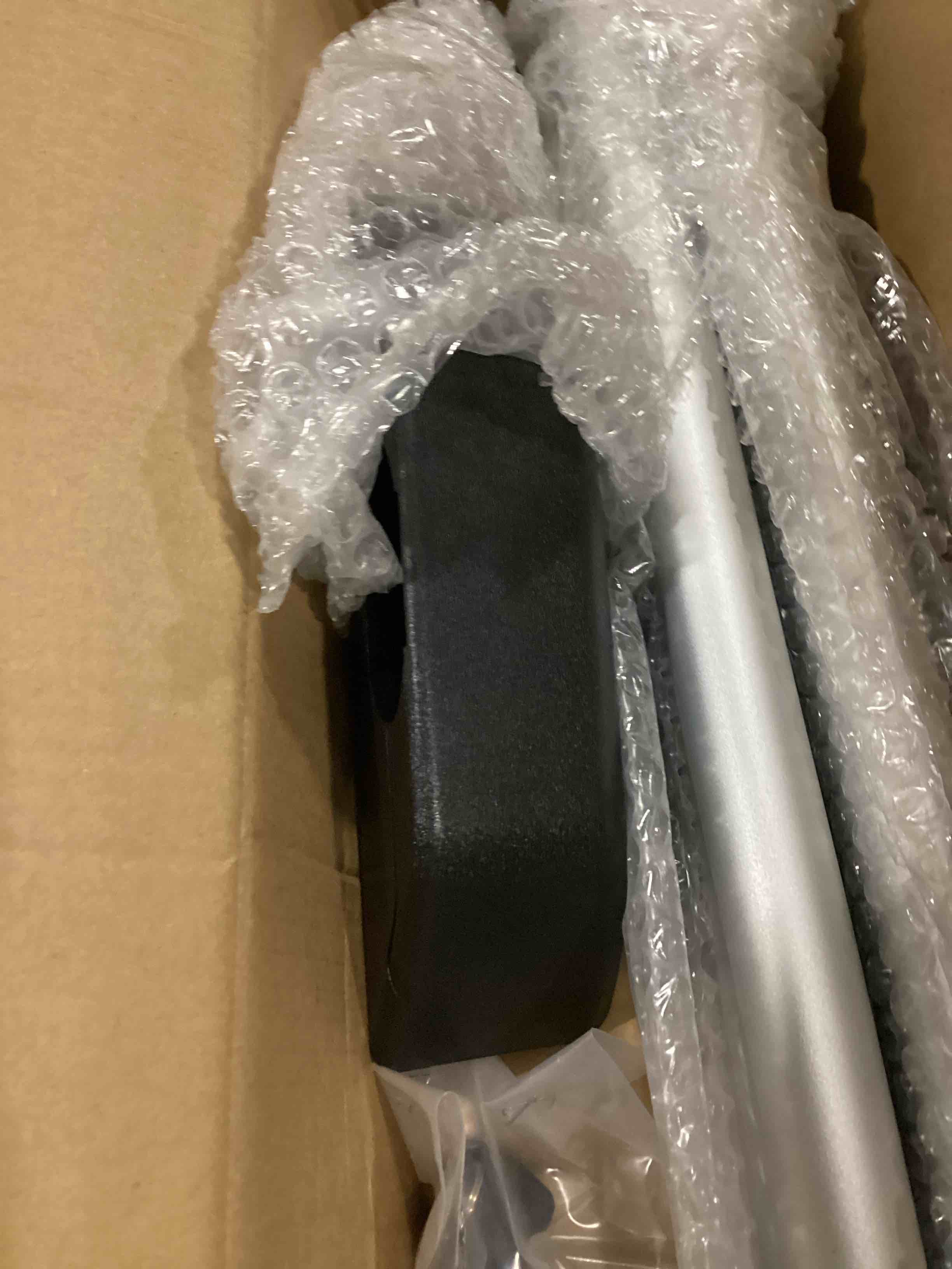https://s3.amazonaws.com/lotting-images-prod/bidfta/GRN5747291_1723230521320.jpeg