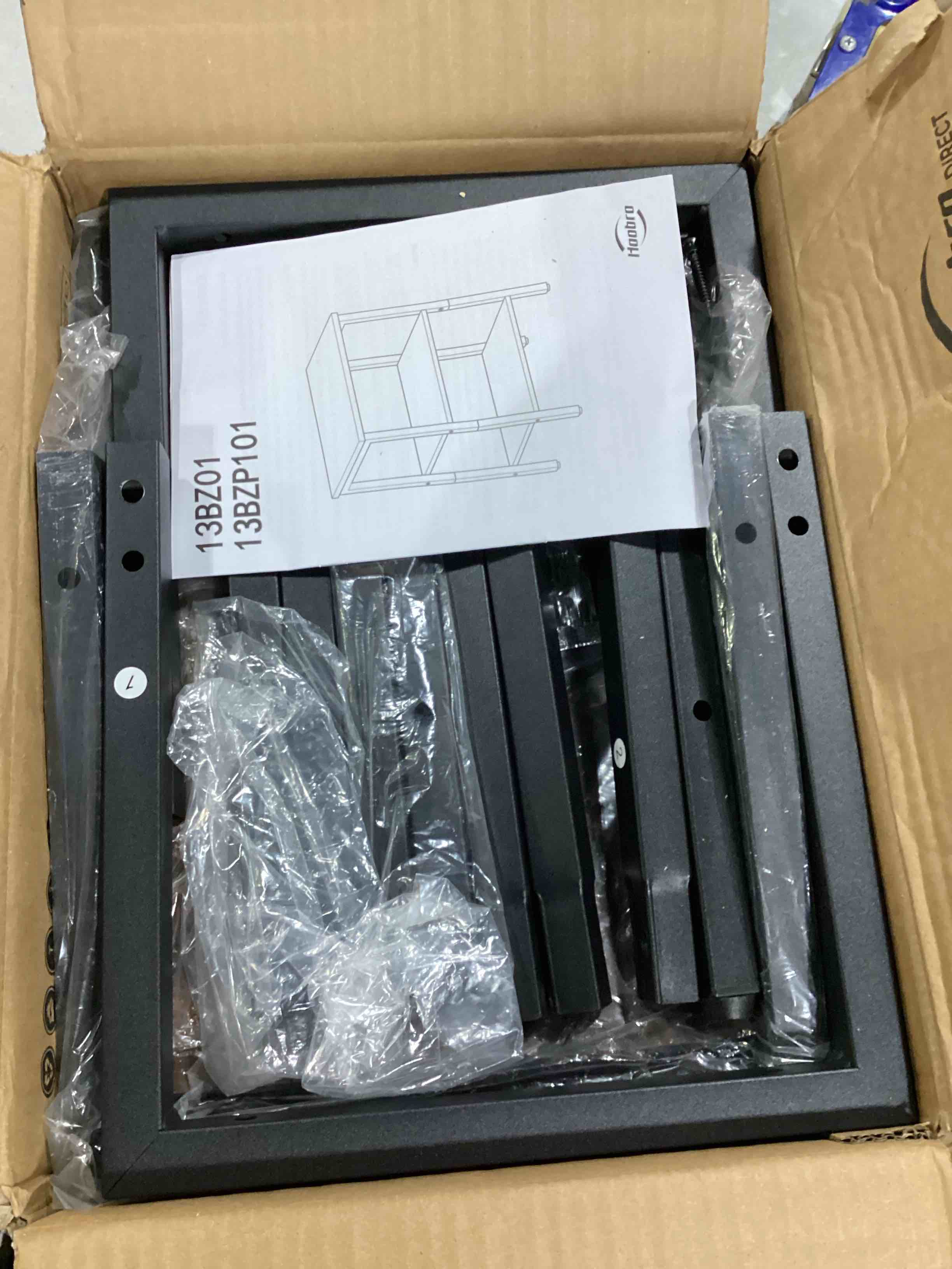 https://s3.amazonaws.com/lotting-images-prod/bidfta/GRN5747474_1723648521706.jpeg